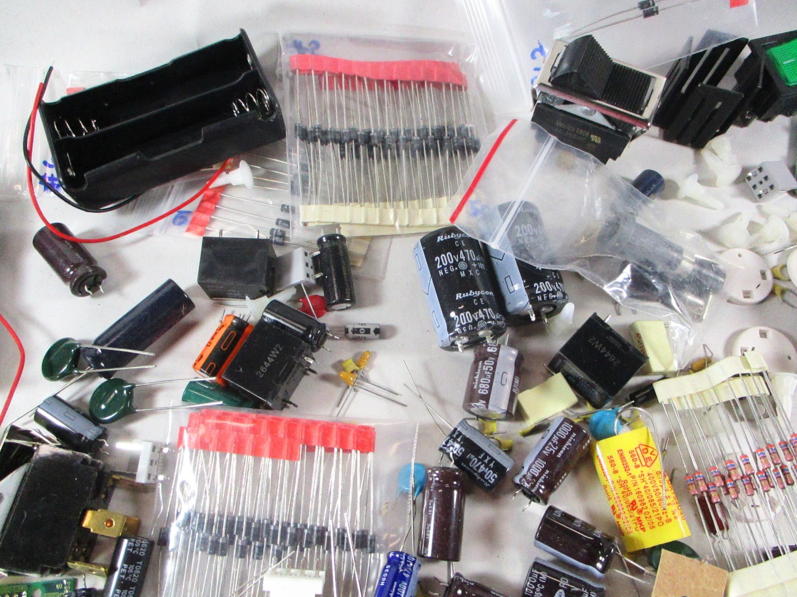 Electronic Projects Box / Grab Bag Assortment, Up to 3lb, Great for Schools!