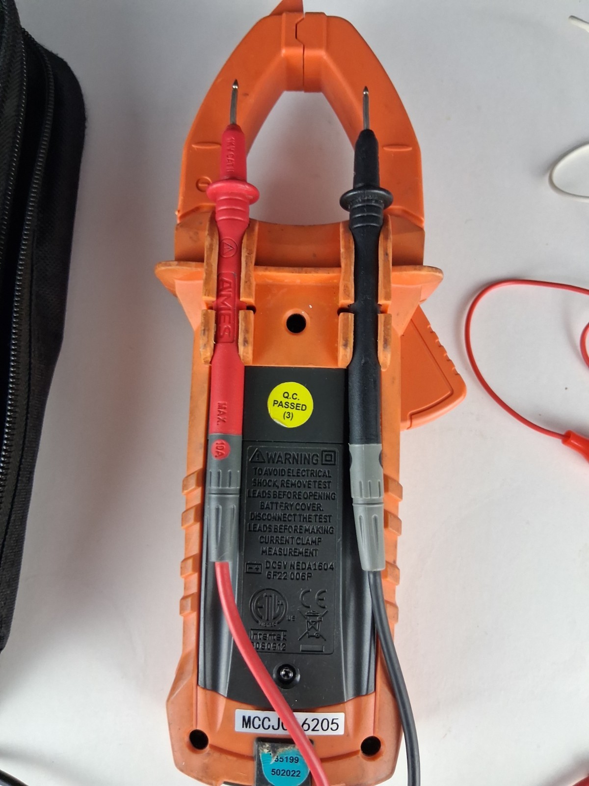 Ames AC /DC Digital Clamp Meter Cat lll 1000 v CM1000A Screen does light up