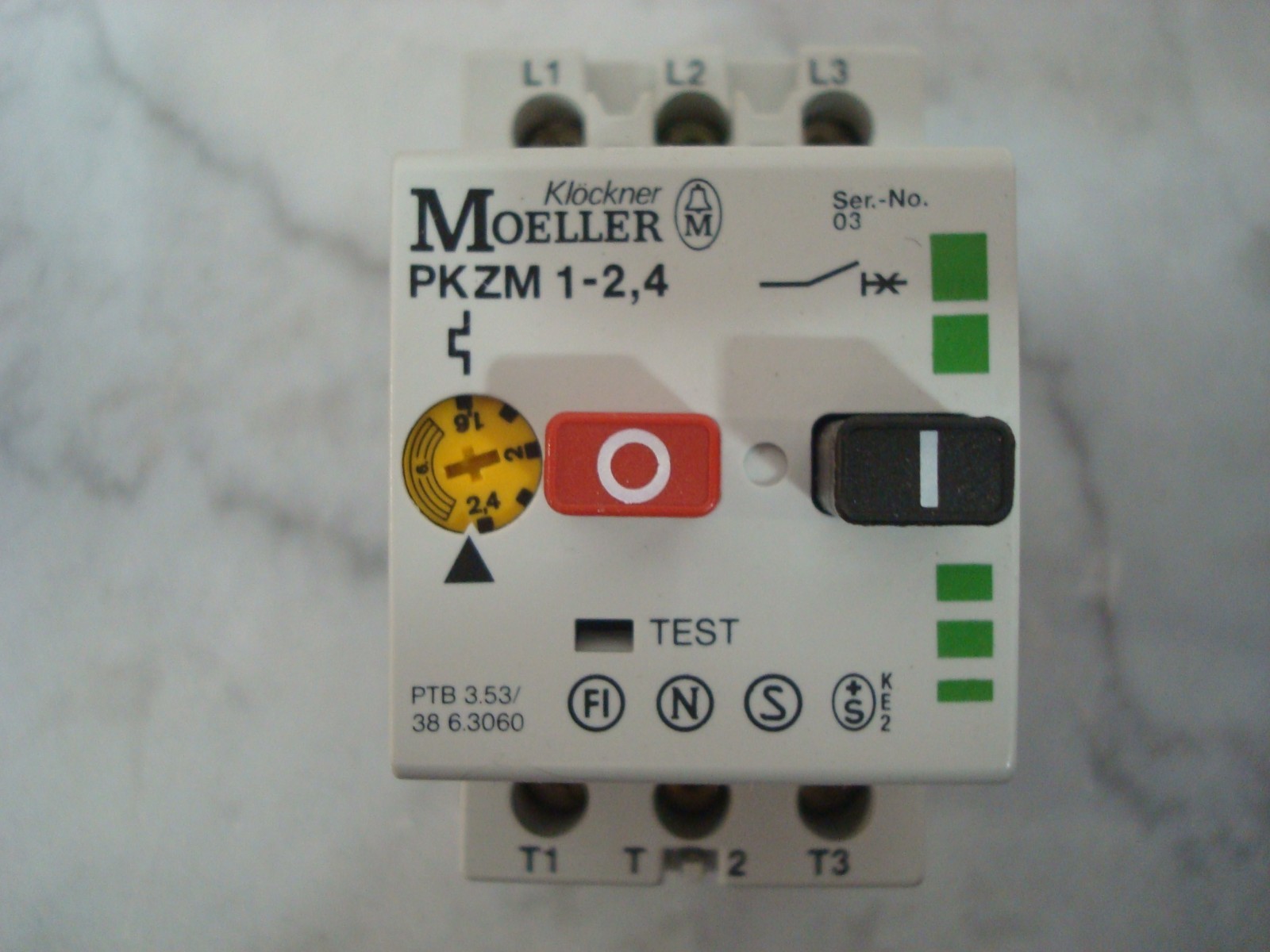 New In Box MOELLER PKZM1-2.4A PKZM1-2,4A Circuit Breaker Motor