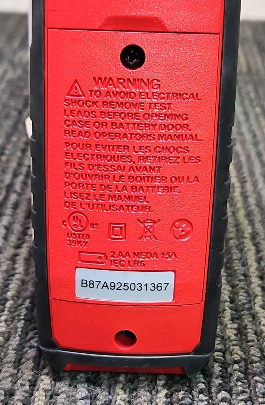Milwaukee Tools 2237-20 CAT III 600V Clamp Meter with Leads