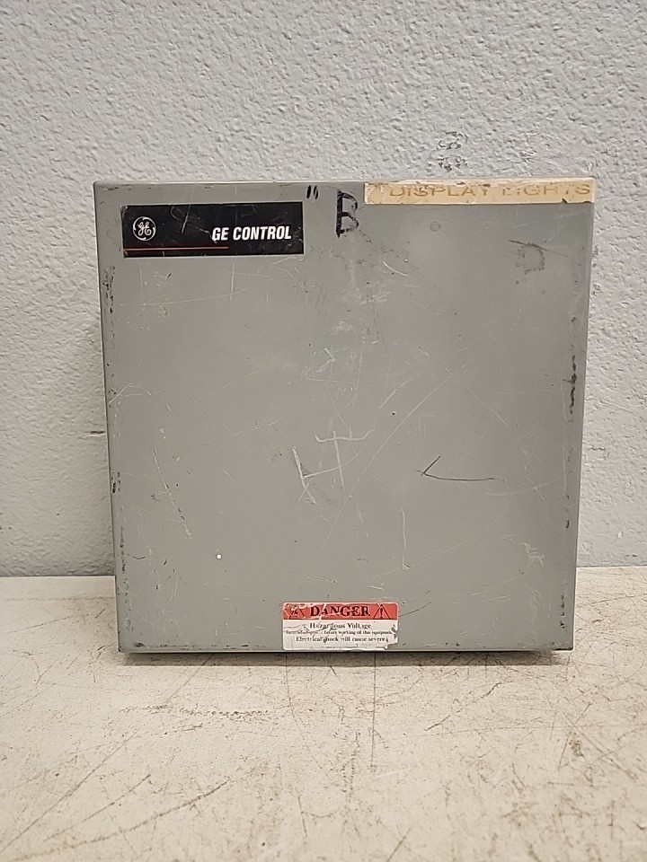 GE Electrically Held Lighting Contactor CR460B.