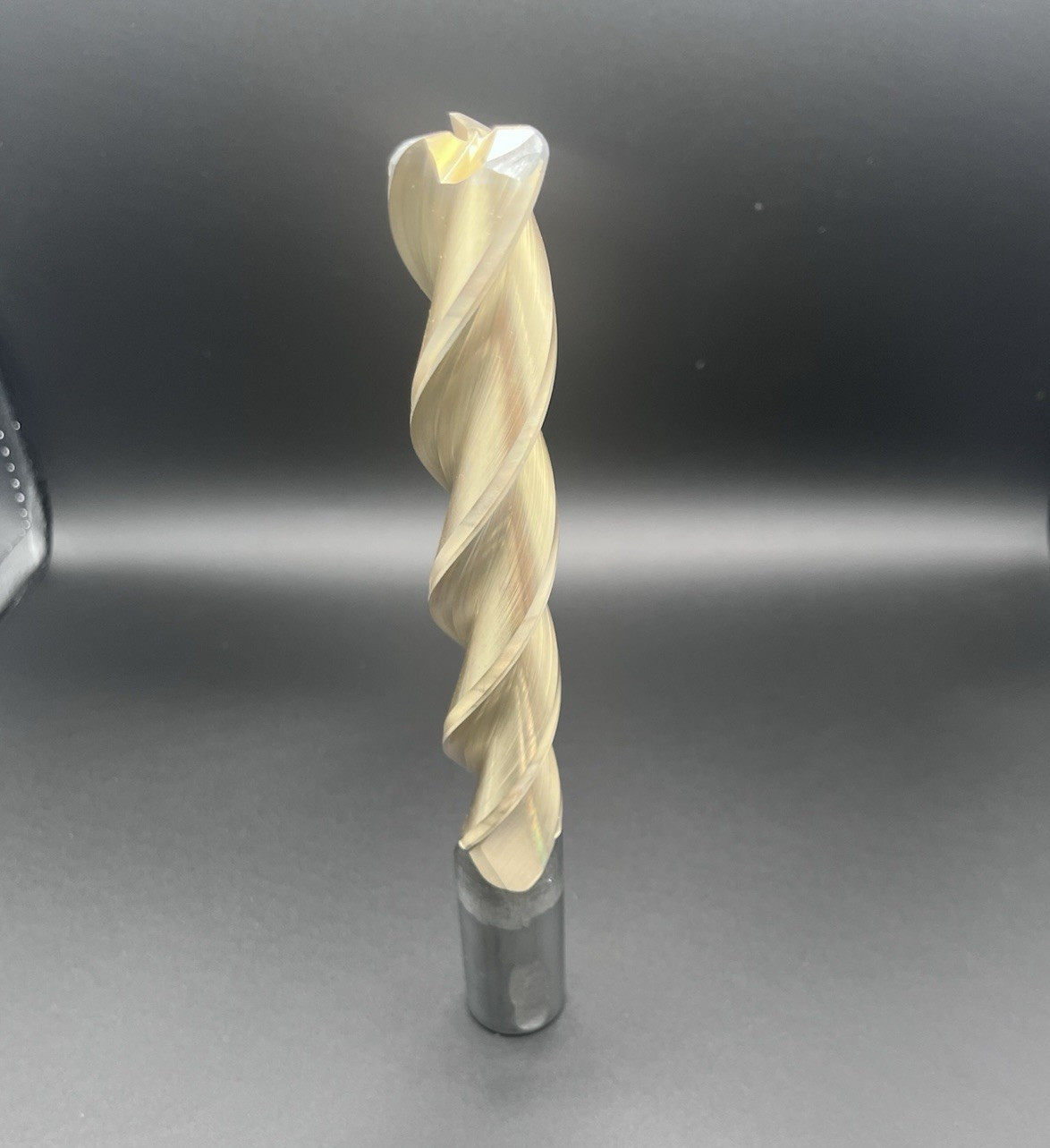Accupro 65249633 1” Solid Carbide Corner Radius End Mill 3FL 5” LOC 8” OAL