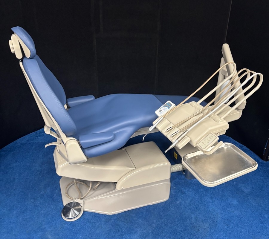 ADEC 1040 Chair w/ Radius Euro Delivery, Vector Electric Handpiece System, Vinyl