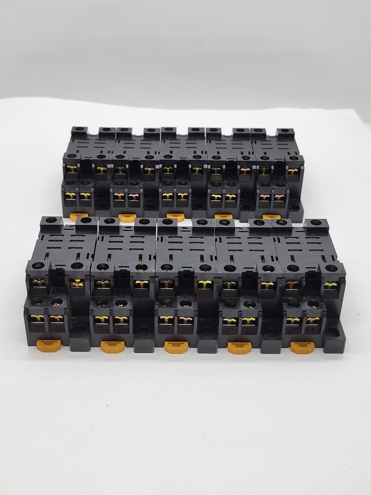 10 PC Cutler Hammer D7PA2 Relay Socket 8 Blade Max 15A 2 Pole 240V 1673HP