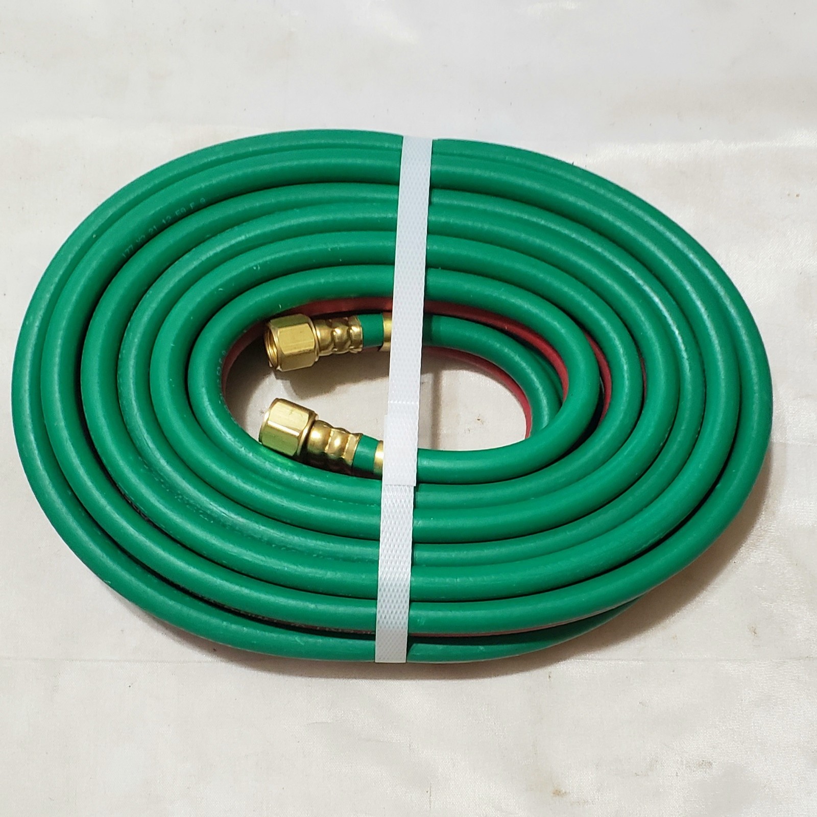 25′ x 3/16″ Twin Welding Torch Hose Grade RM Oxygen Acetylene TMC