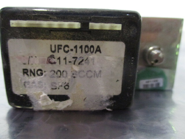 UNIT UFC-1110A Mass Flow Controller, MFC, HBr, 100 SCCM, 421299