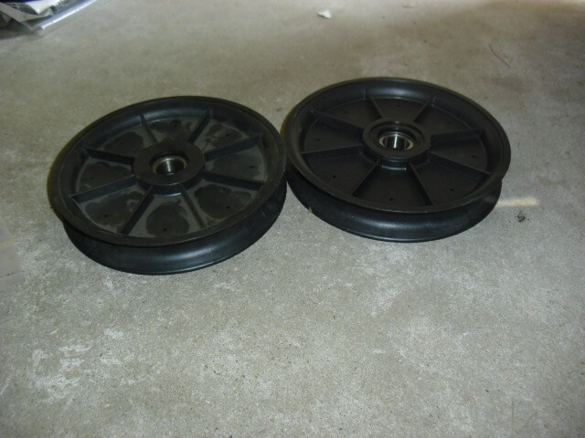 LOT OF 2 FENNER DRIVES 0486923734 XT SHEVE IDLER NYLON W/BAL BRG. 6 5.80OD 11/16