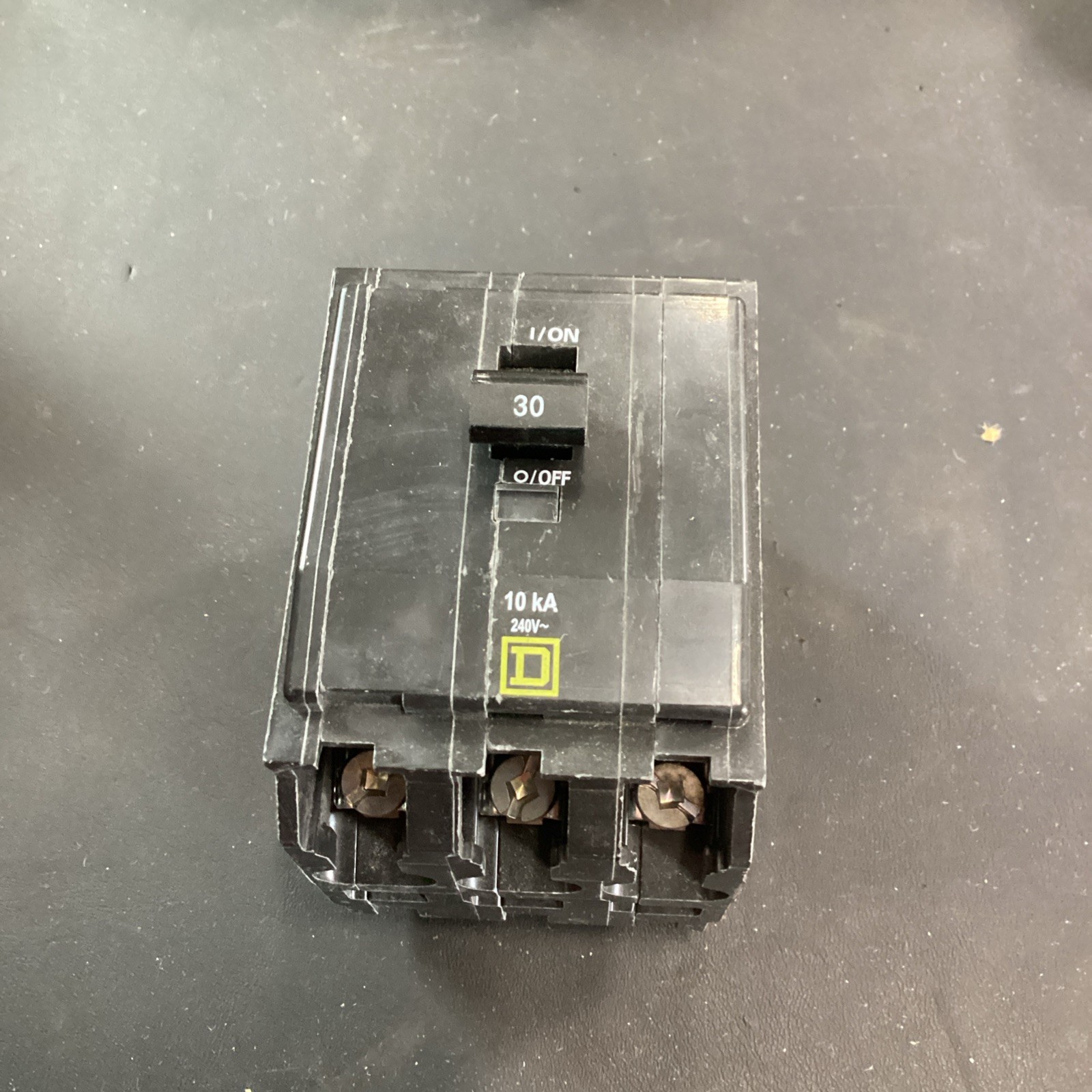 Square D QOB330 30 A Miniature Circuit Breaker Used