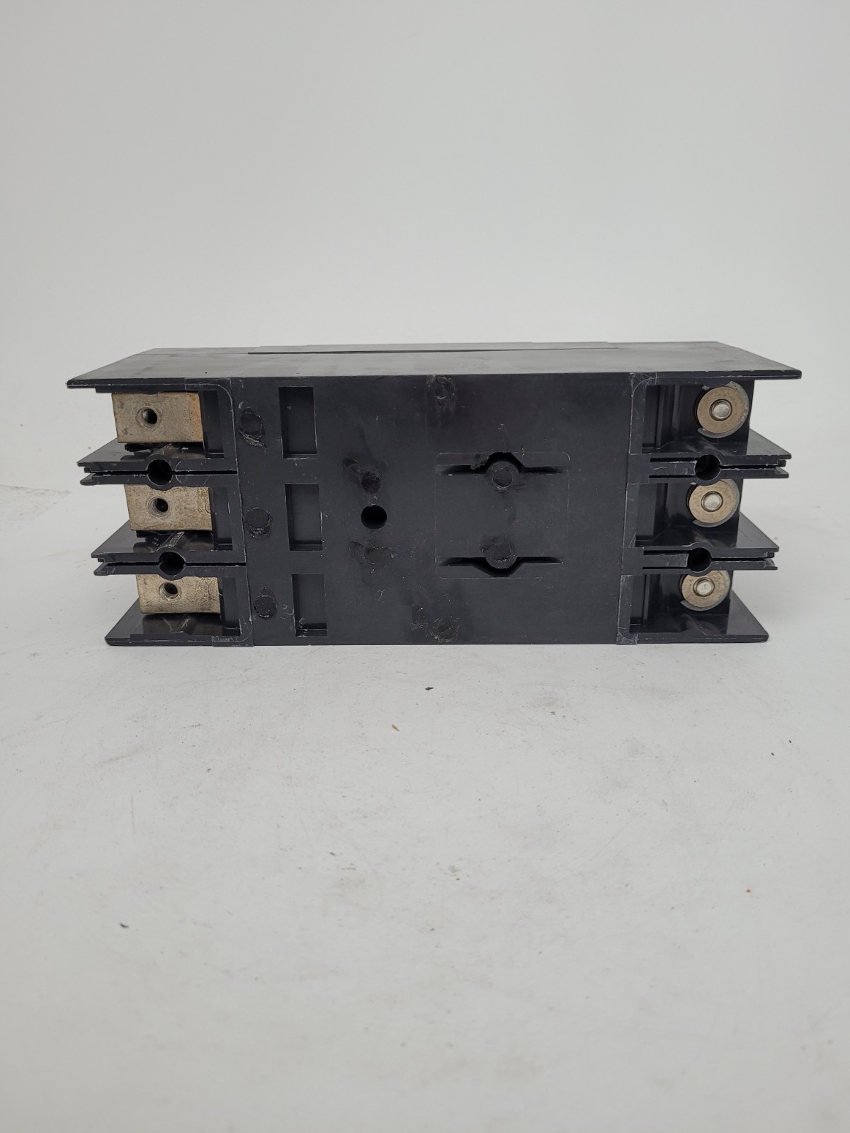 THFK236200 GE 200 Amp 600 Volt Circuit Breaker – Next Day Option