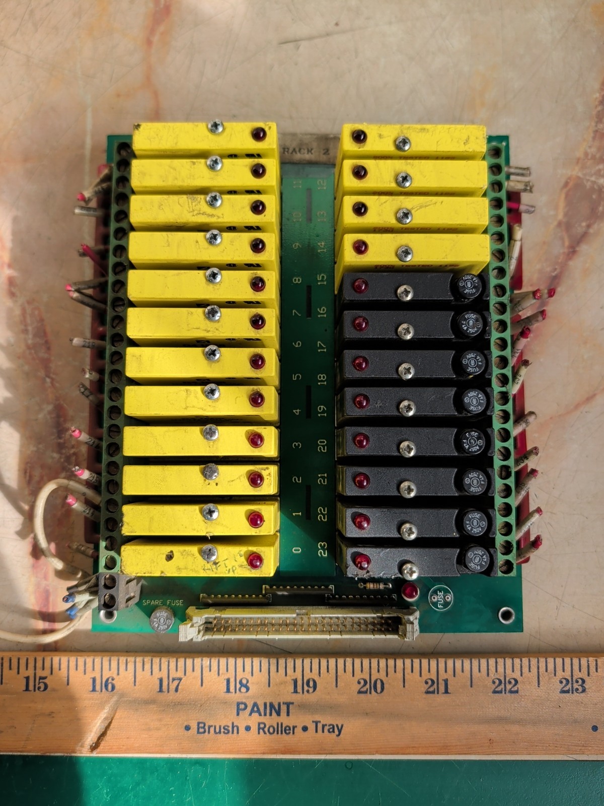 OPTO 22 G4PB24 TERMINAL BOARD W/ (16) G4IAC5 INPTUT (8) G40AC5 OUTPUT MODULES