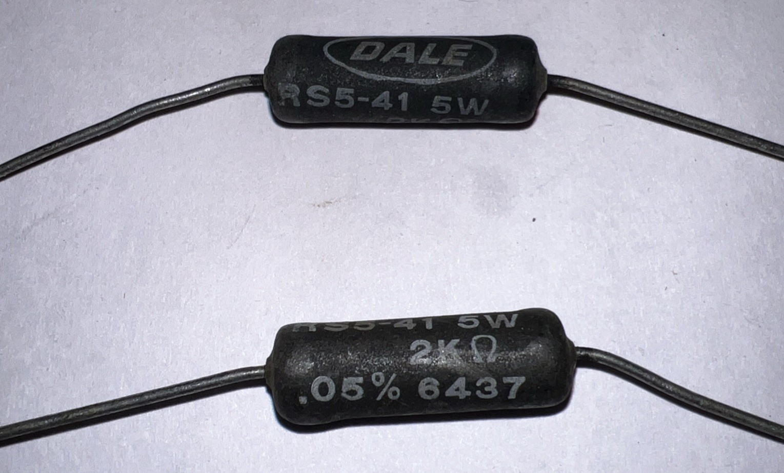 Dale 2000 Ohm High Precision Wirewound Resistor 0.05%Tolerance New Quantity of 2