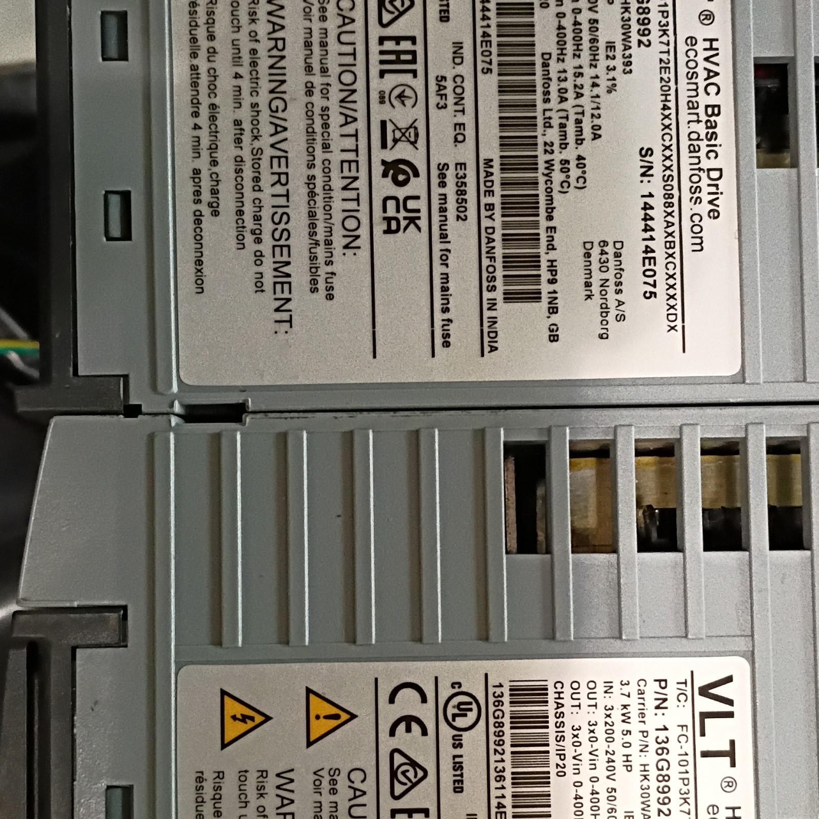 (2) Danfoss VLT HVAC Basic Drive FC 101 VFD 3.7kW 5HP 380-480V IP20 136G8992