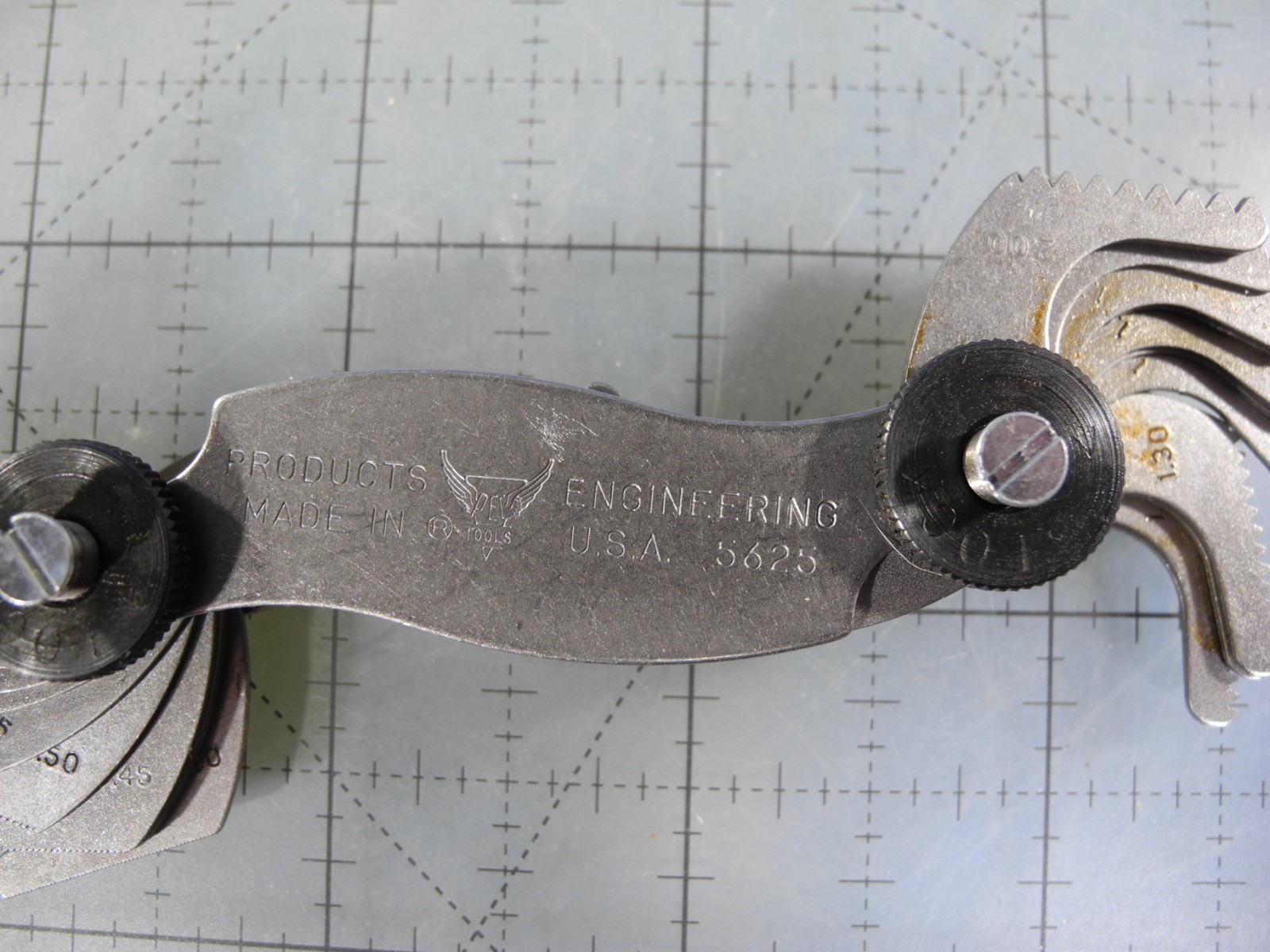 PEC 5625 .25 – 2.5mm Pitches Range, 60Deg Angle Screw Pitch Gage (Free Shipping)