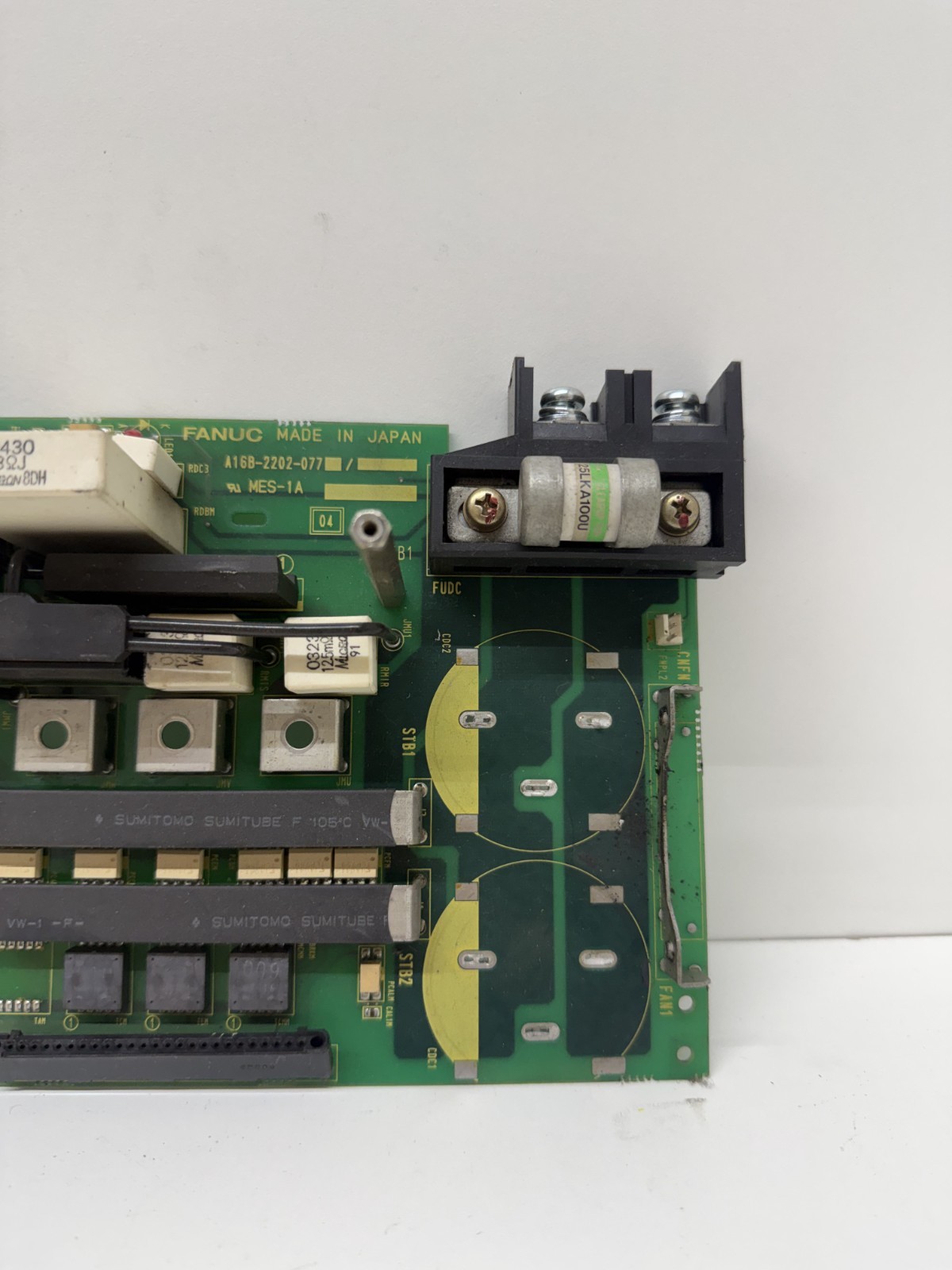 Fanuc A16B-2202-077 / A06B-6079-H106 Servo Drive