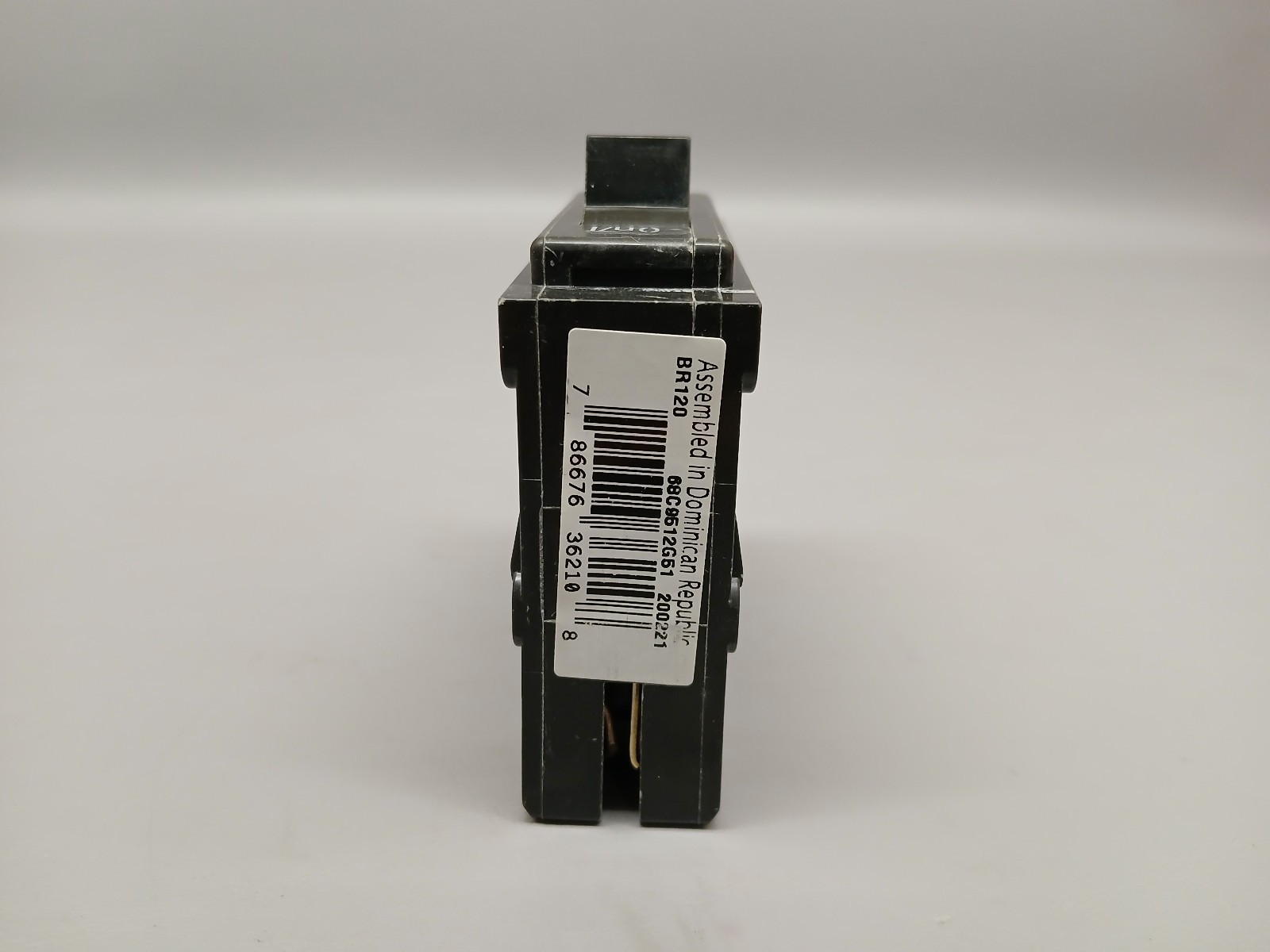 Eaton Cutler Hammer 20 Amp Single Pole Circuit Breaker BR120 / C120 120V