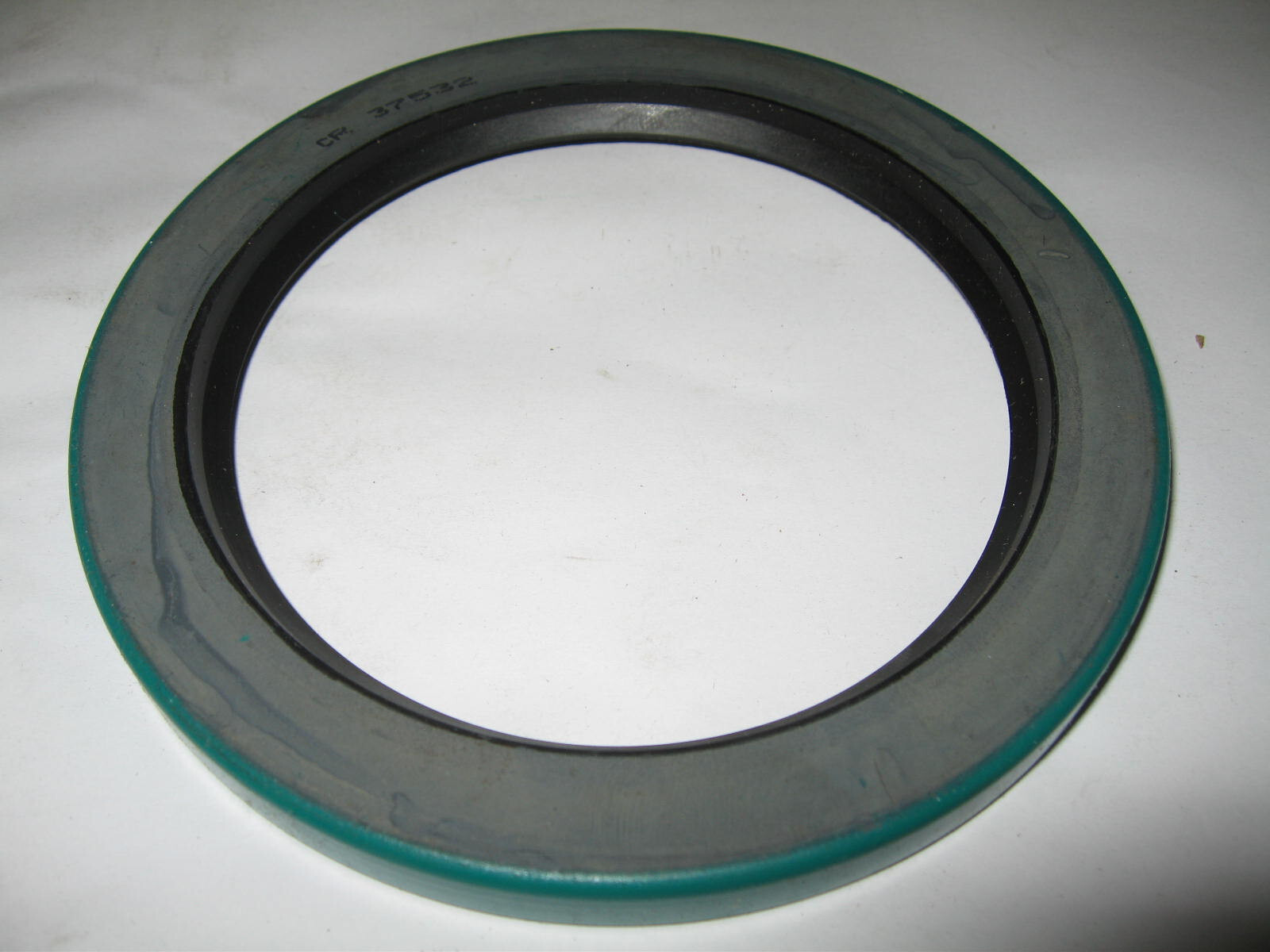 SKF 37532 Single Lip Oil Seal, 3.750″ Shaft, 4.999″ OD, 0.438″ W, CRWH1, Nitrile