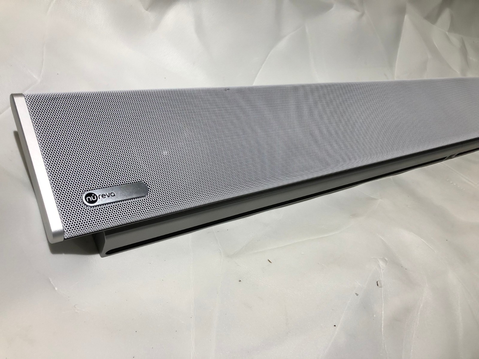 Nureva Model HDL300-W Audio Conferencing Soundbar Speaker White