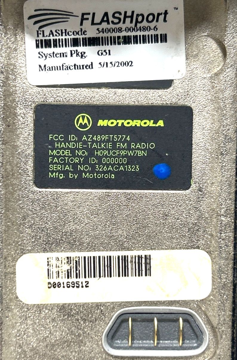 Motorola XTS 3000 H09UCF9PW7BN 800MHz Two Way Radio w/ mic