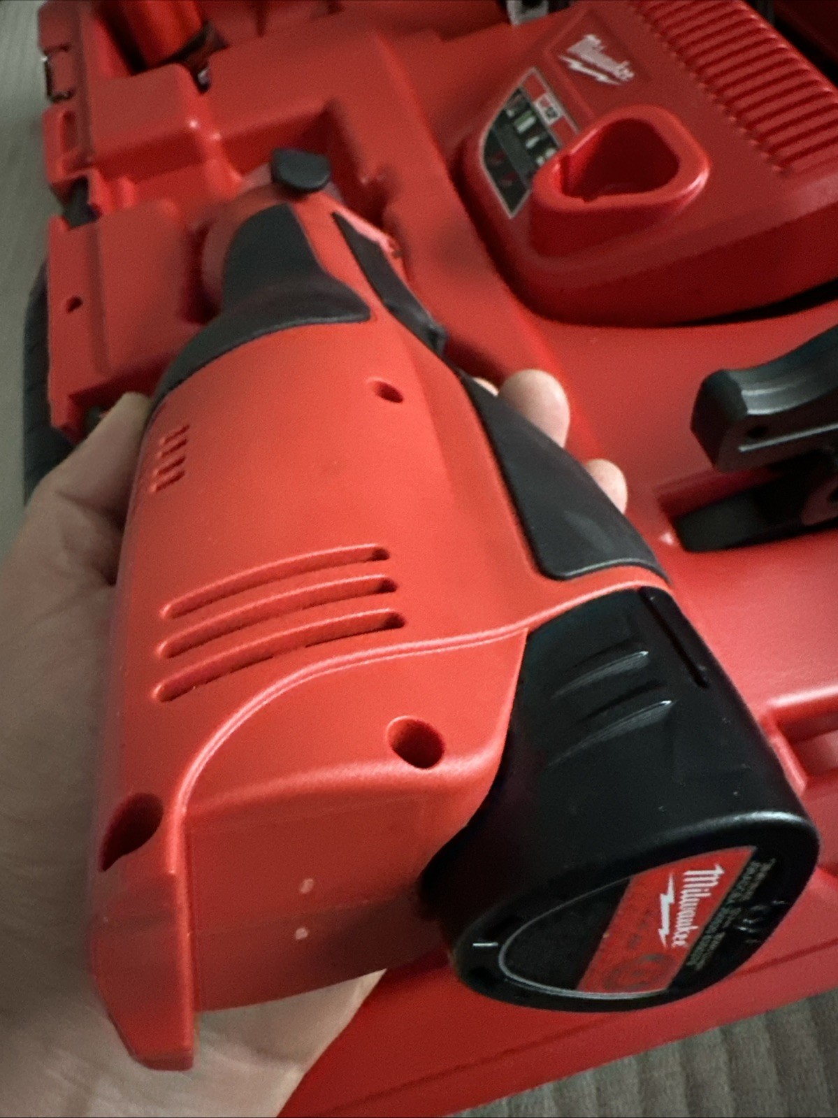 Milwaukee M12 FORCE LOGIC Press Tool Kit W/ 3 Jaws 1/2″ – 1″