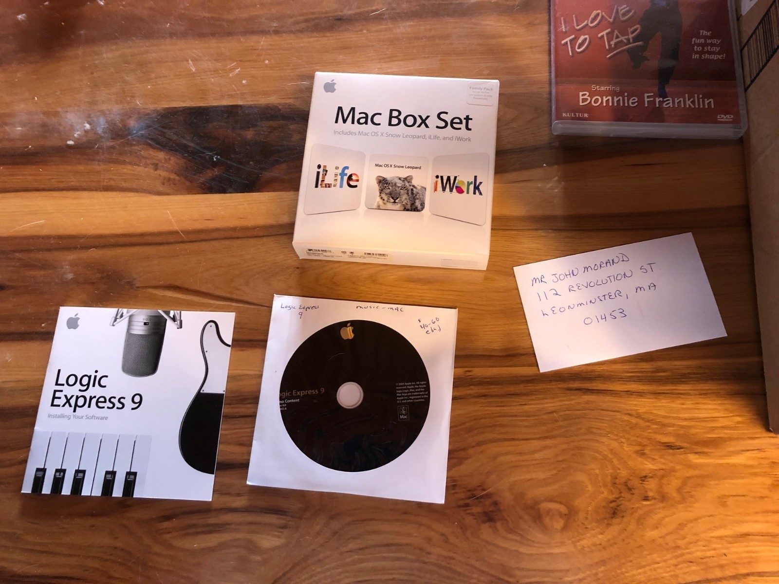 Macintosh Server G3, AppleShare IP 5.0 & MultiScan 720 Display CD’s & Manuals