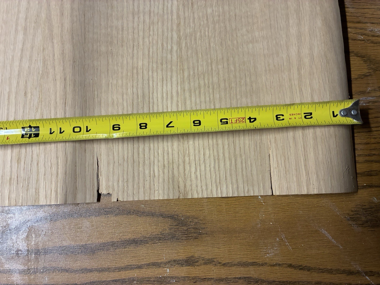 Red Oak Wood Veneer Remnant, Paper backed Sheet 16 In x 27 In 0.5 Mm (1/64)Thick
