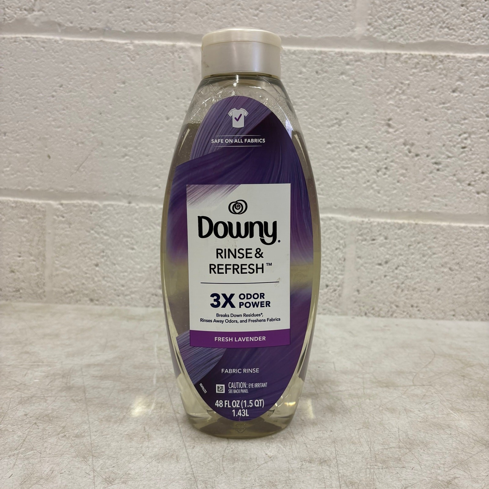 Downy Rinse and Refresh Fabric Rinse Fresh Lavender – Rinse Out Odors – 48 fl oz