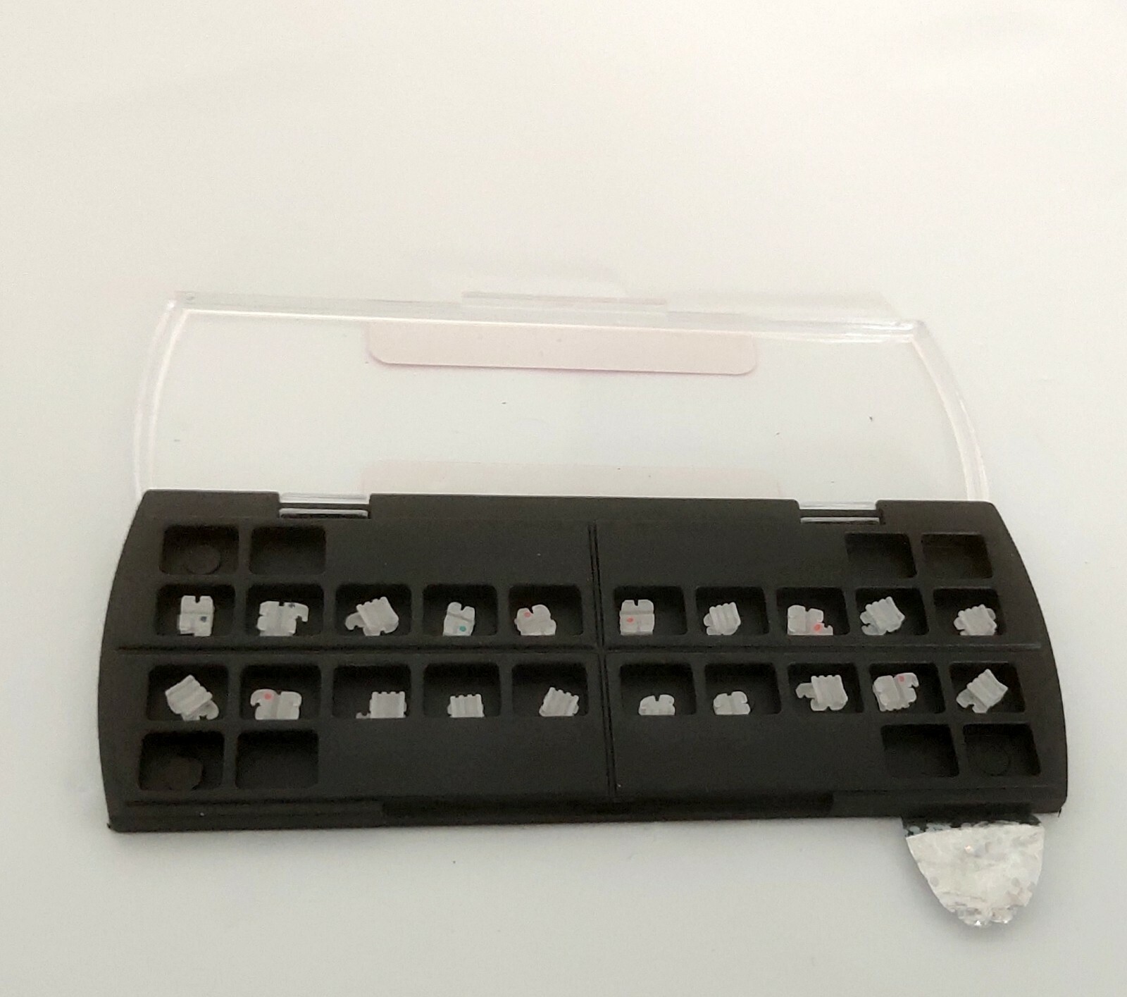 5 Packs Dental Ceramic Brackets 022 MBT 345 Hooks 20pcs per pack White Color
