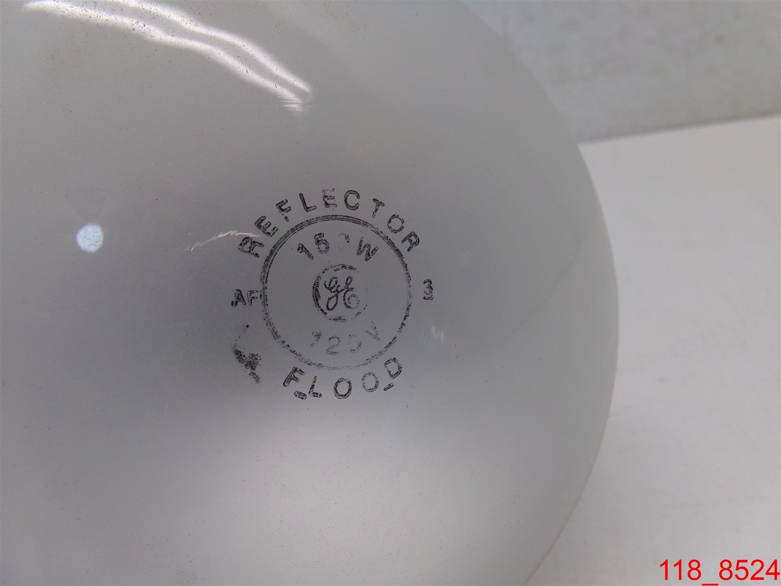 Qty=2: GE Flood Lamp 21229, 300R/FL/1-120VOLTS 300WATTS 3700 Lumens No Box