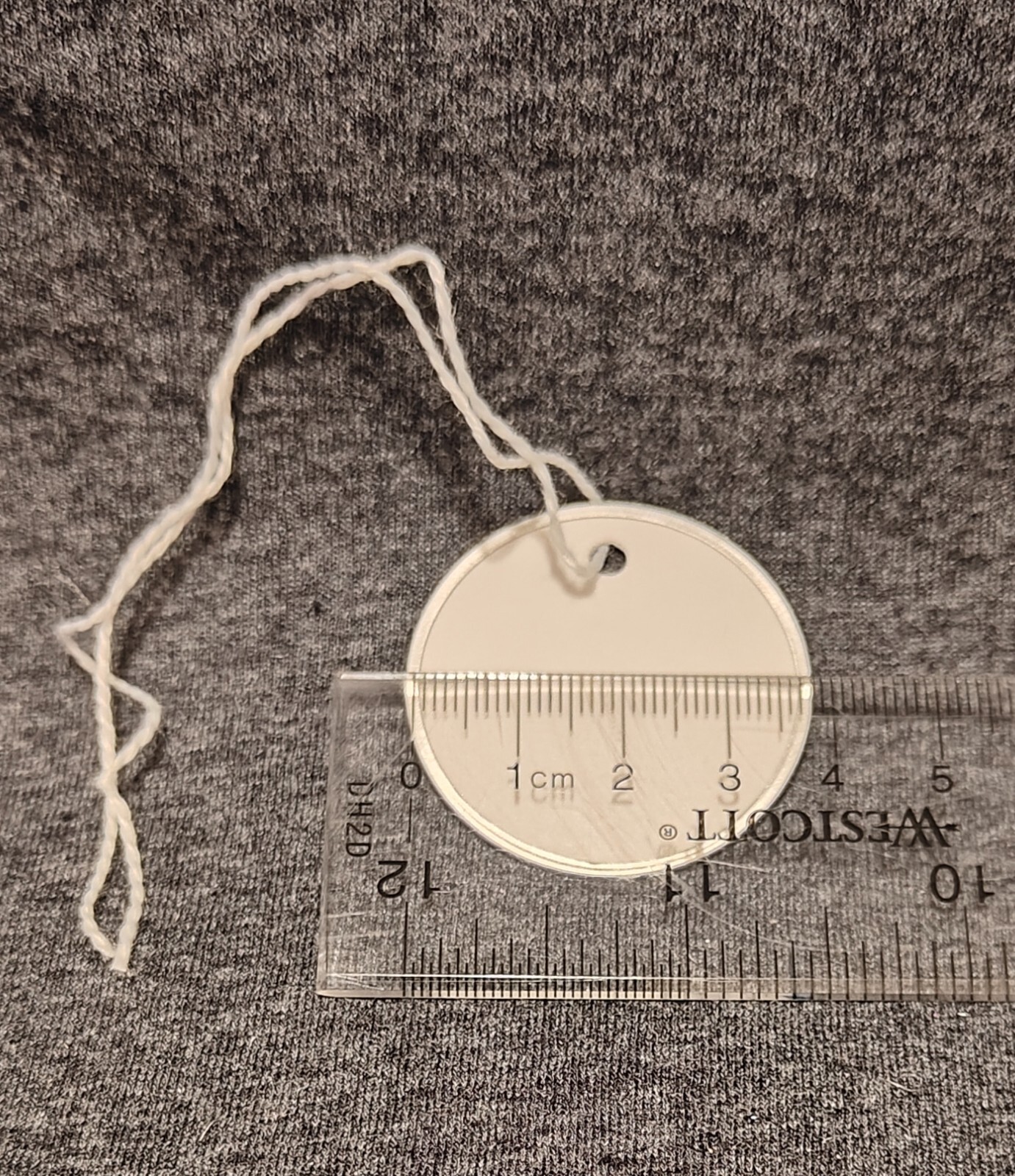 Metal Rim Tags, Key Tags round Blank Paper Tags, Knotted Strings Attached.