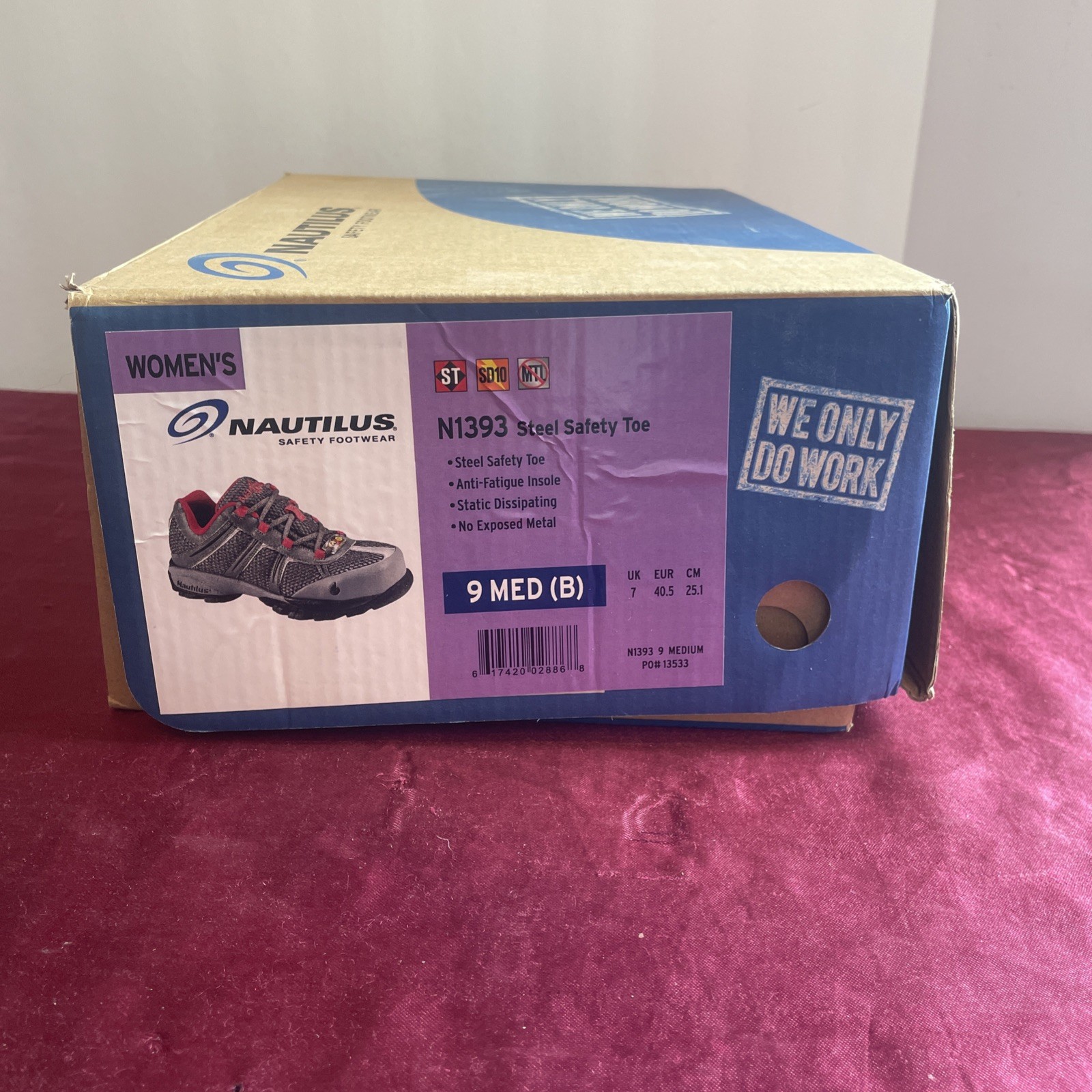 Nautilus Safety Footwear N1393 Size 9 Women’s Athletic Shoe, Steel Toe, Leather,