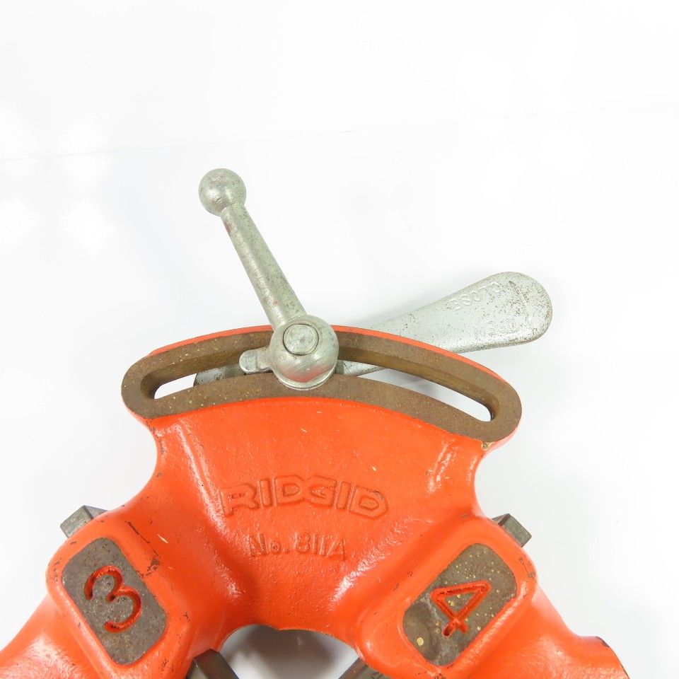Ridgid 811A Pipe Threader Universal Die Head 1/8″ to 2″ Pipe 5/8 11 UNC