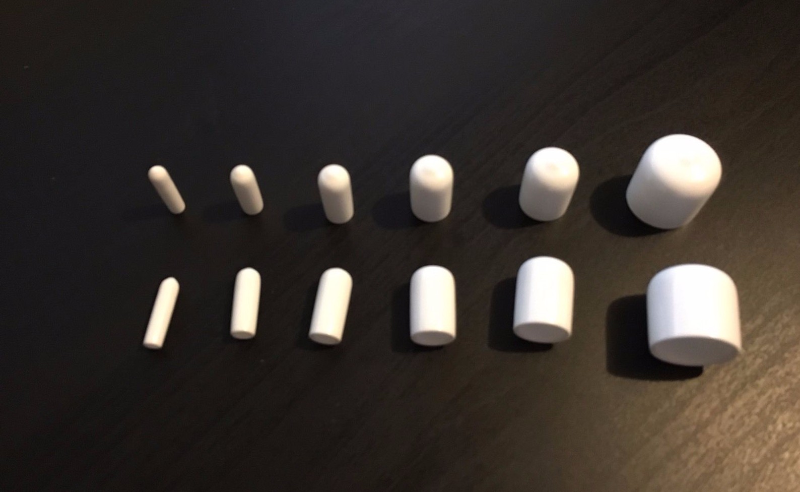 White Vinyl (Rubber) Round End Cap Cover for Pipe Plastic Tube Hub Caps Tubing