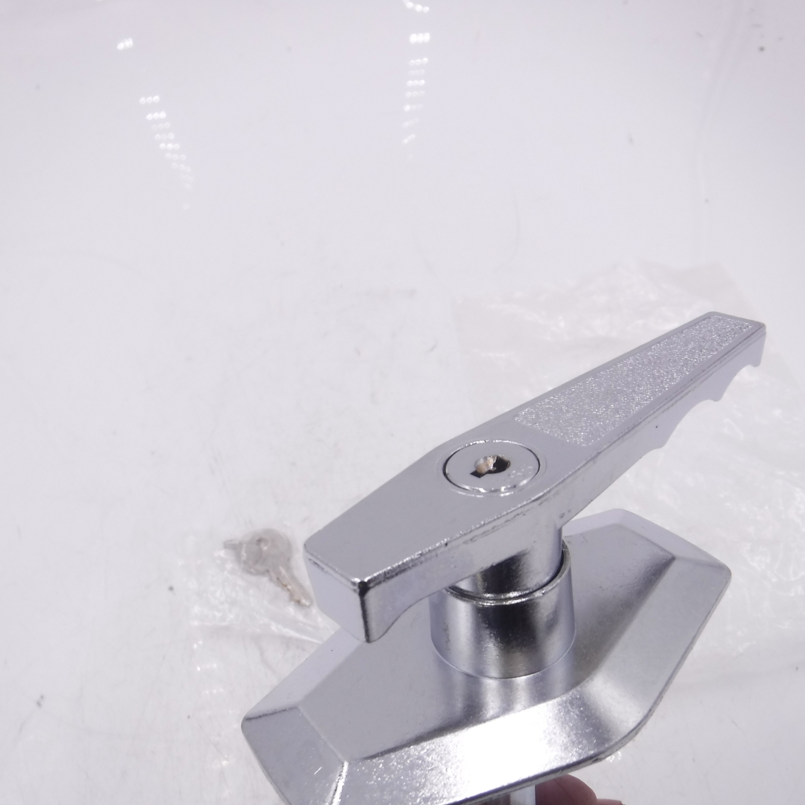 Genuine Wayne Dalton Garage Door Exterior Keyed Lock T-Handle