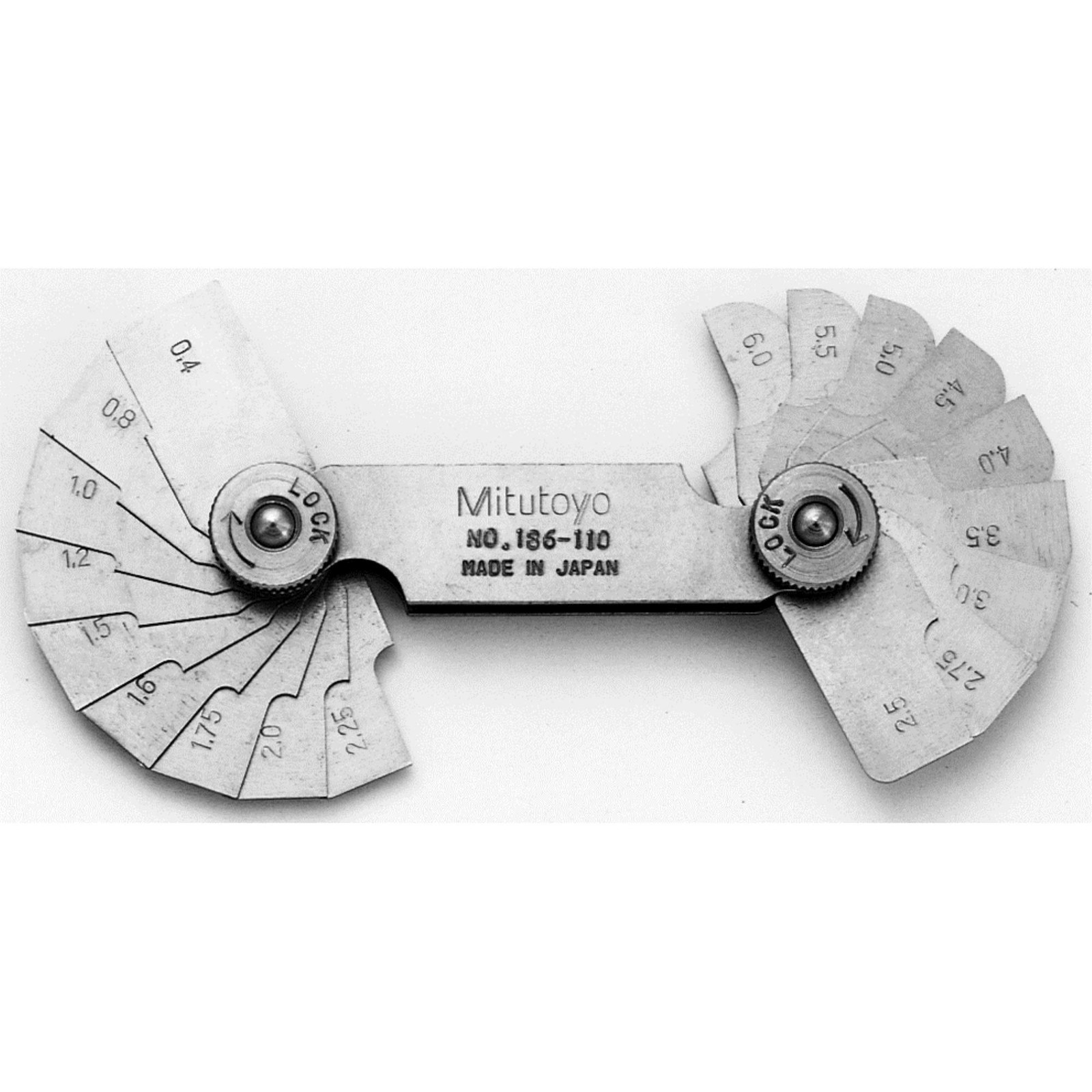 Mitutoyo 186-110, Radius Gage Set, 18 Pairs of Leaves, 0.4mm, 0.8mm, 1mm,…