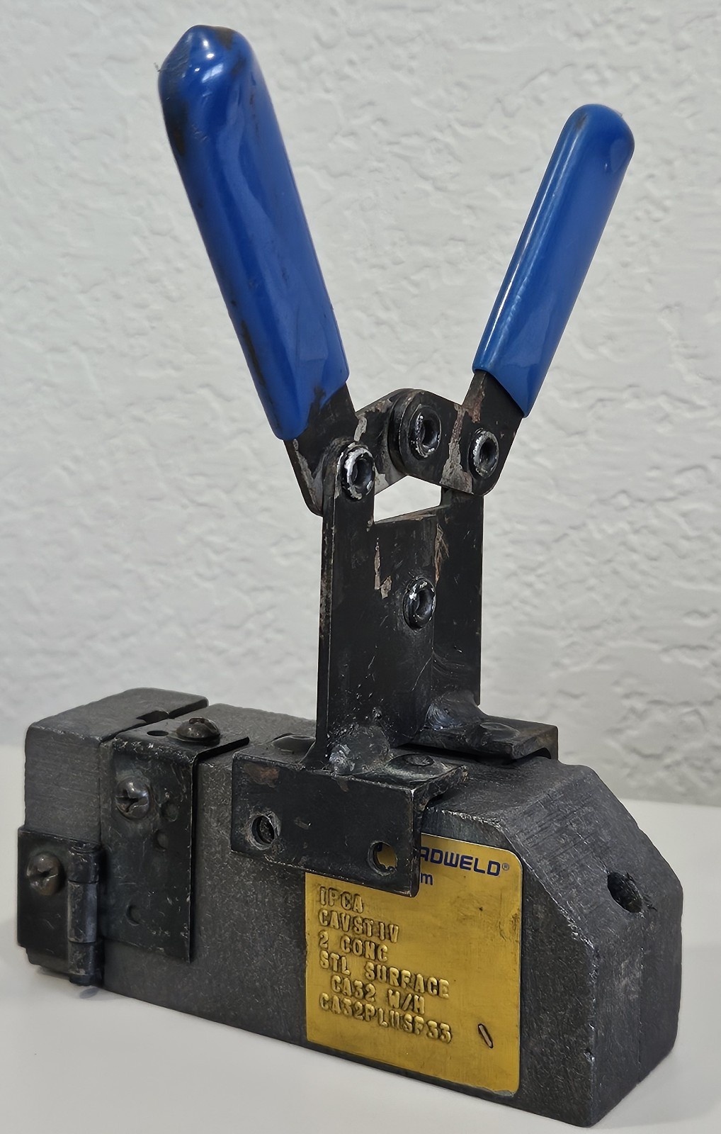 nVent Erico Cadweld Clamp Handle Clamp & Exothermic Mold CAVST1V