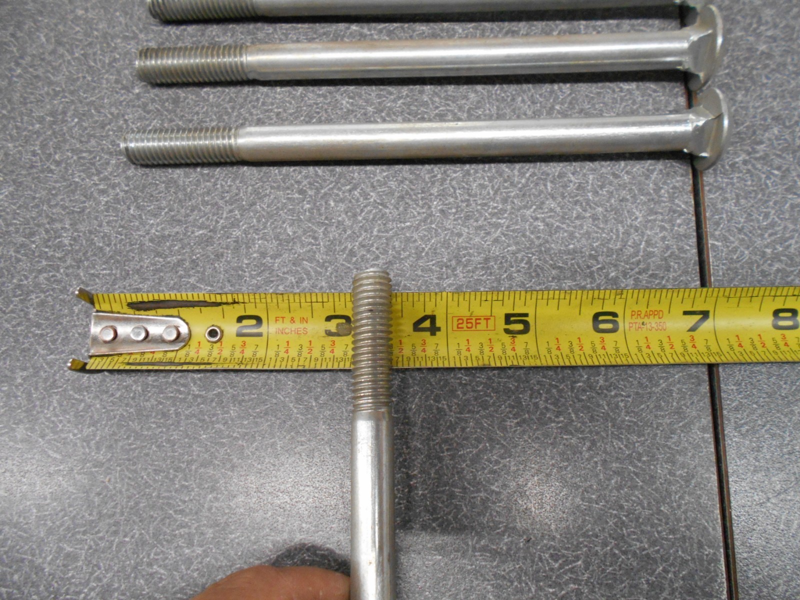 Carriage Bolt 7/16″ x 7.00″. Carriage Bolts. (LOT OF 7), Grade 2, Coarse. NOS!