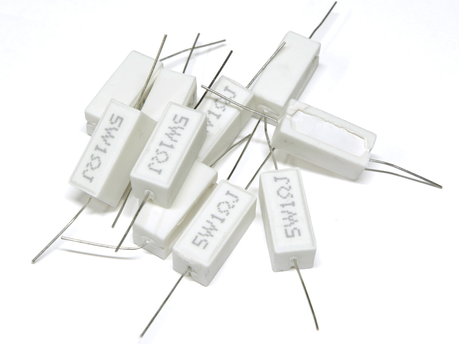 5 Watt Resistor Wire Wound ±5% Tolarance – Axial Cement Power 5W