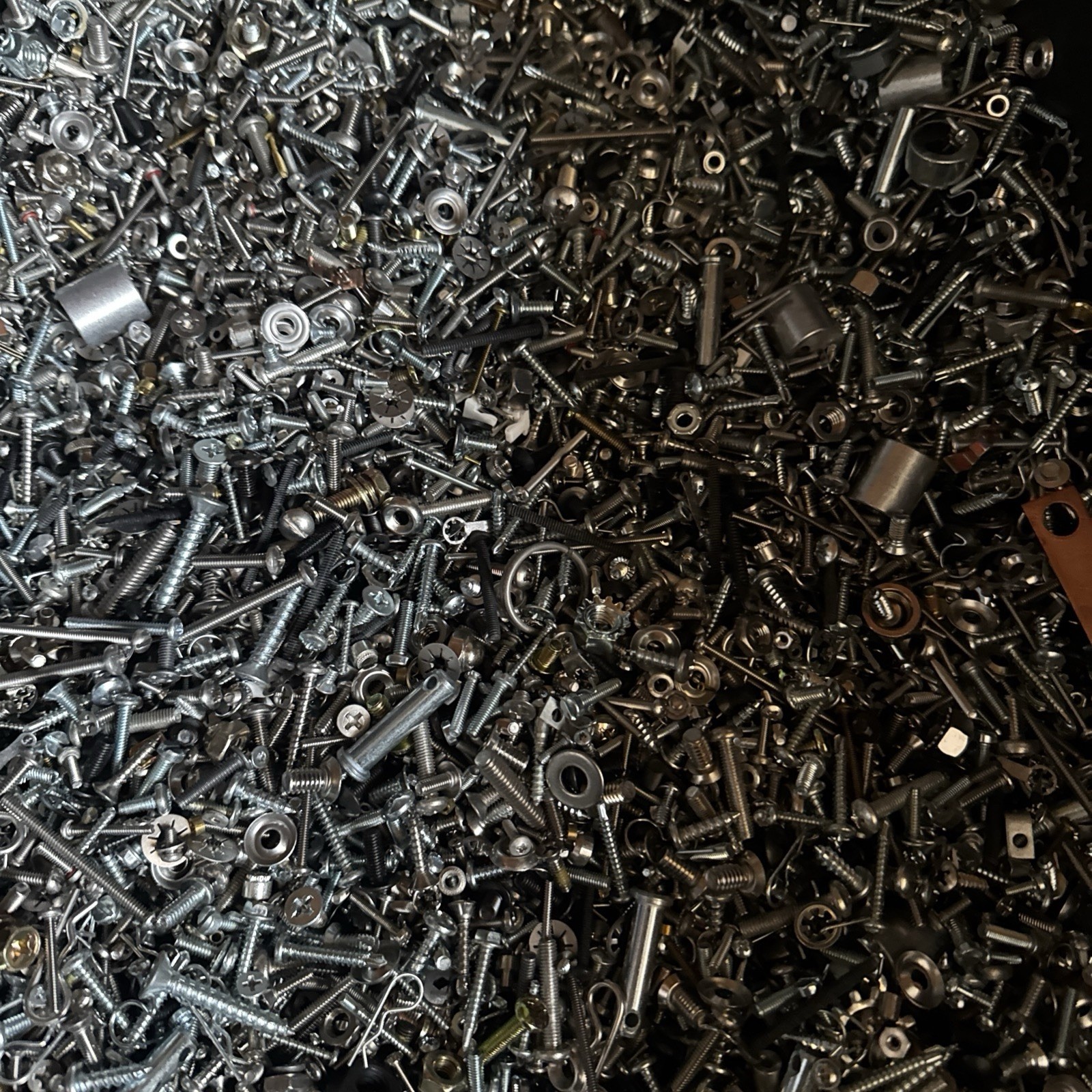 5 LBS: New MIXED LOT STEEL BOLTS NUTS SCREWS AND FASTENERS