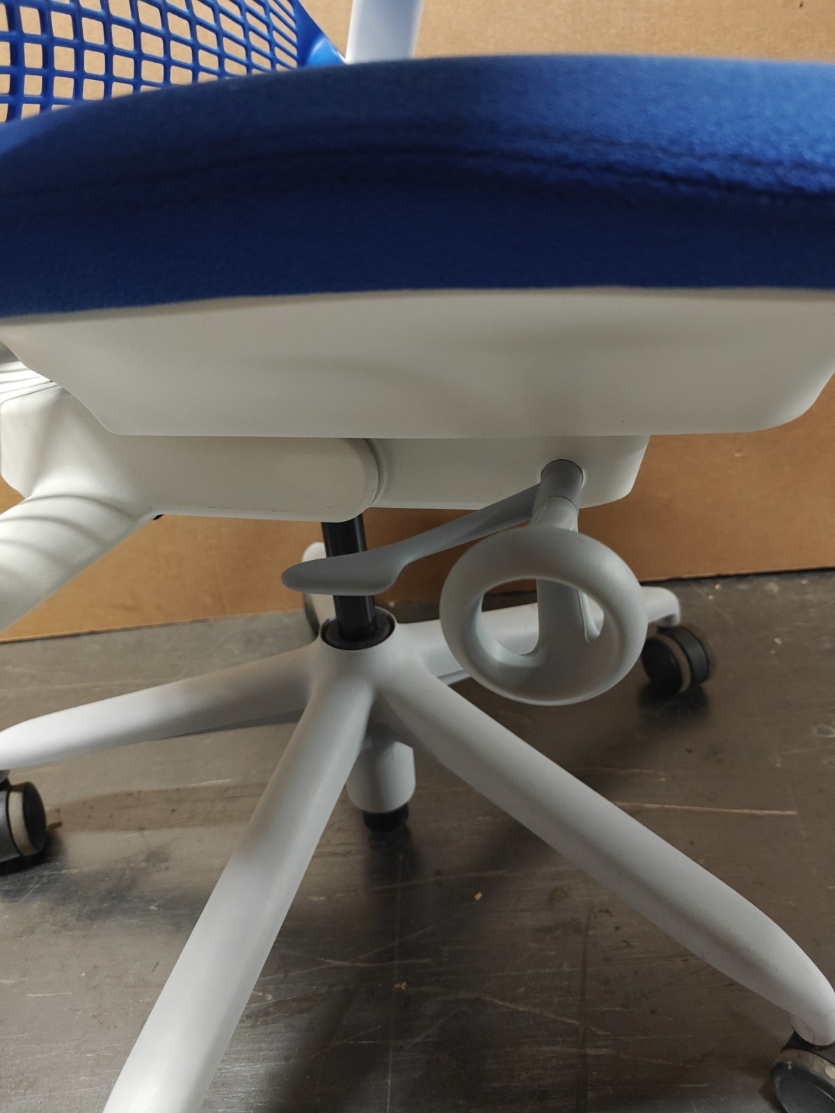 Blue Sayl Office Desk Chair Herman Miller Up Down Arms White Seat/Frame Lumbar