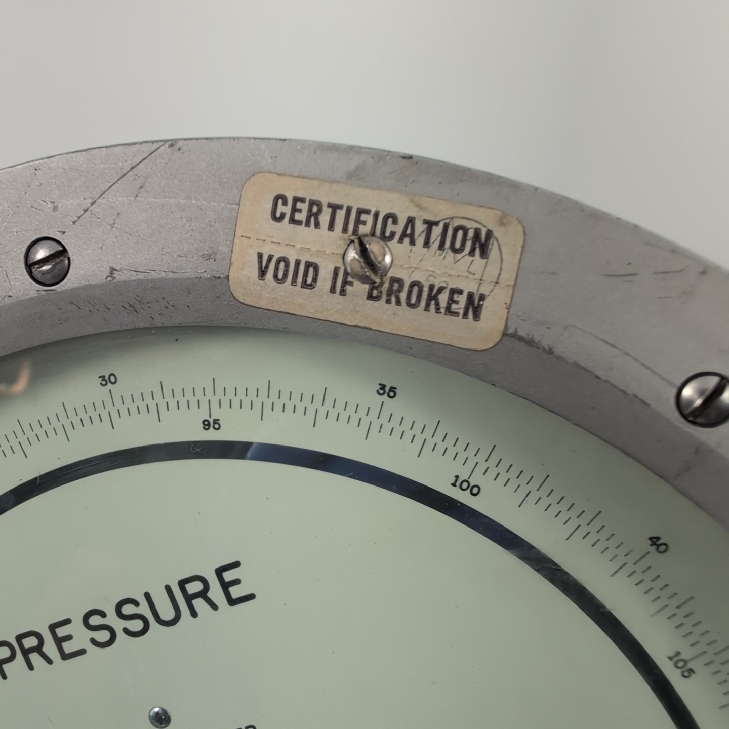 Large Wallace & Tiernan Pressure Meter Gauge FA145 – Inches of Water