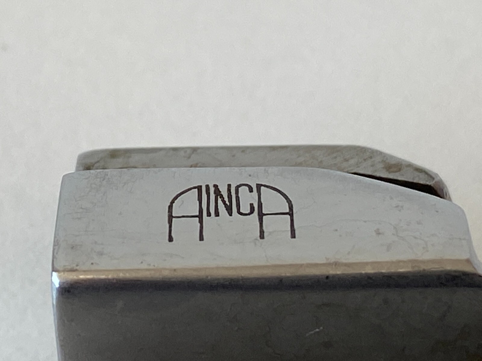 L32: Lot of 9 Ainca / AMS / Maco / EvalueMed / Mac Macintosh 4 Blade