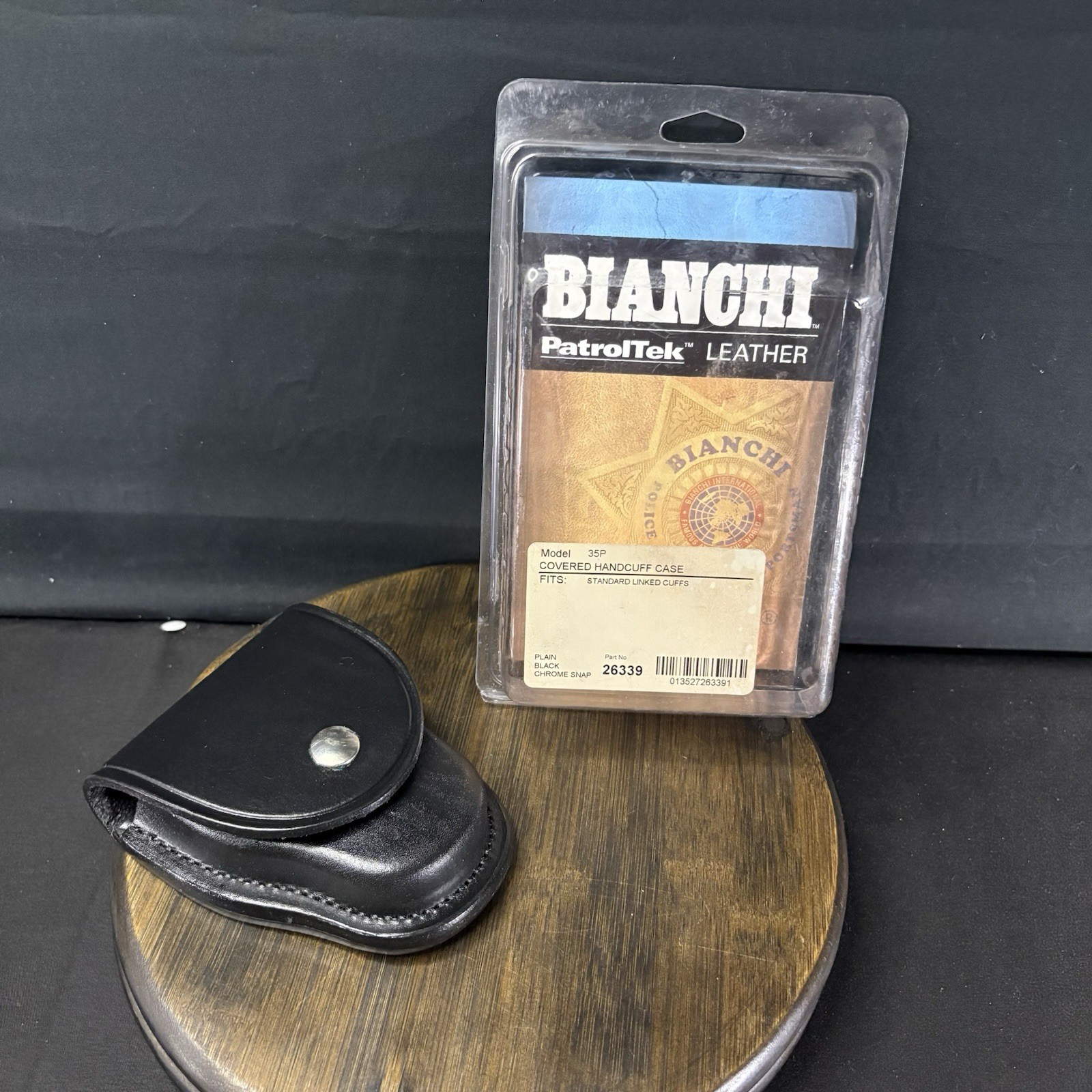 Bianchi Linked Handcuff Case 2.25″ Loop Plain Black Leather #35P Chrome Snap