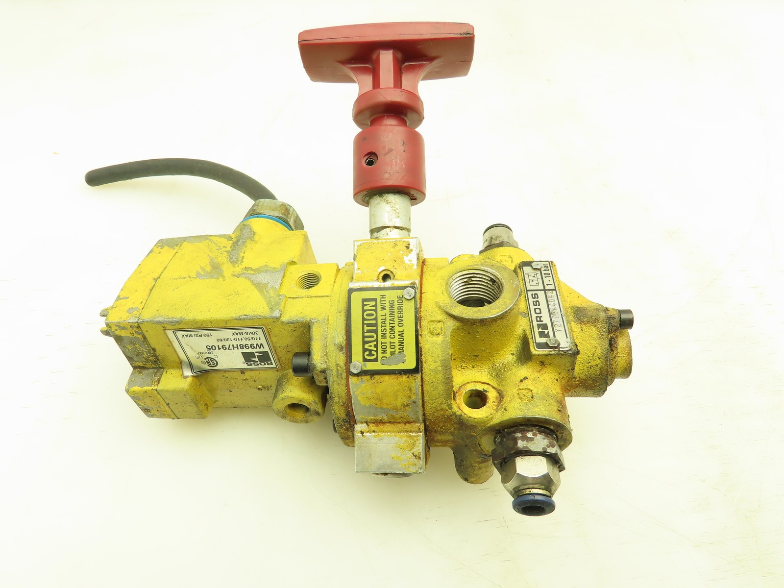 Ross Y2773A4082 Pneumatic Solenoid LOX Lock-Out Control Valve 3/2-Pos 120V 1/2″