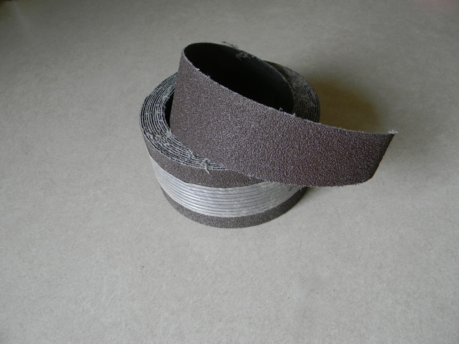 Delta ready to wrap strip for 18/36 sander 36 grit, 2 x 137-1/2 (1 roll)