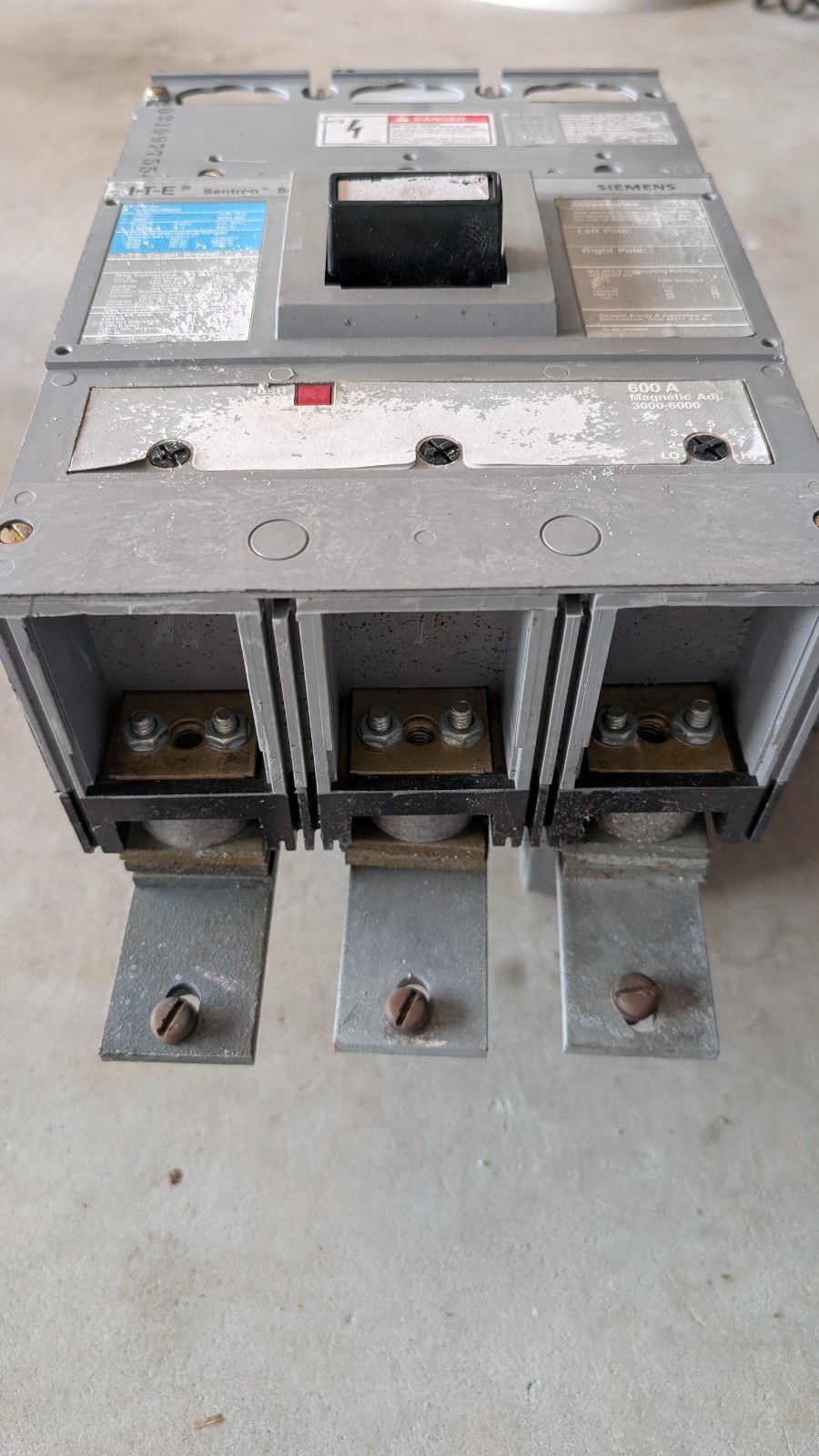 Siemens ITE Sentron LXD63B600 Circuit Breaker 600