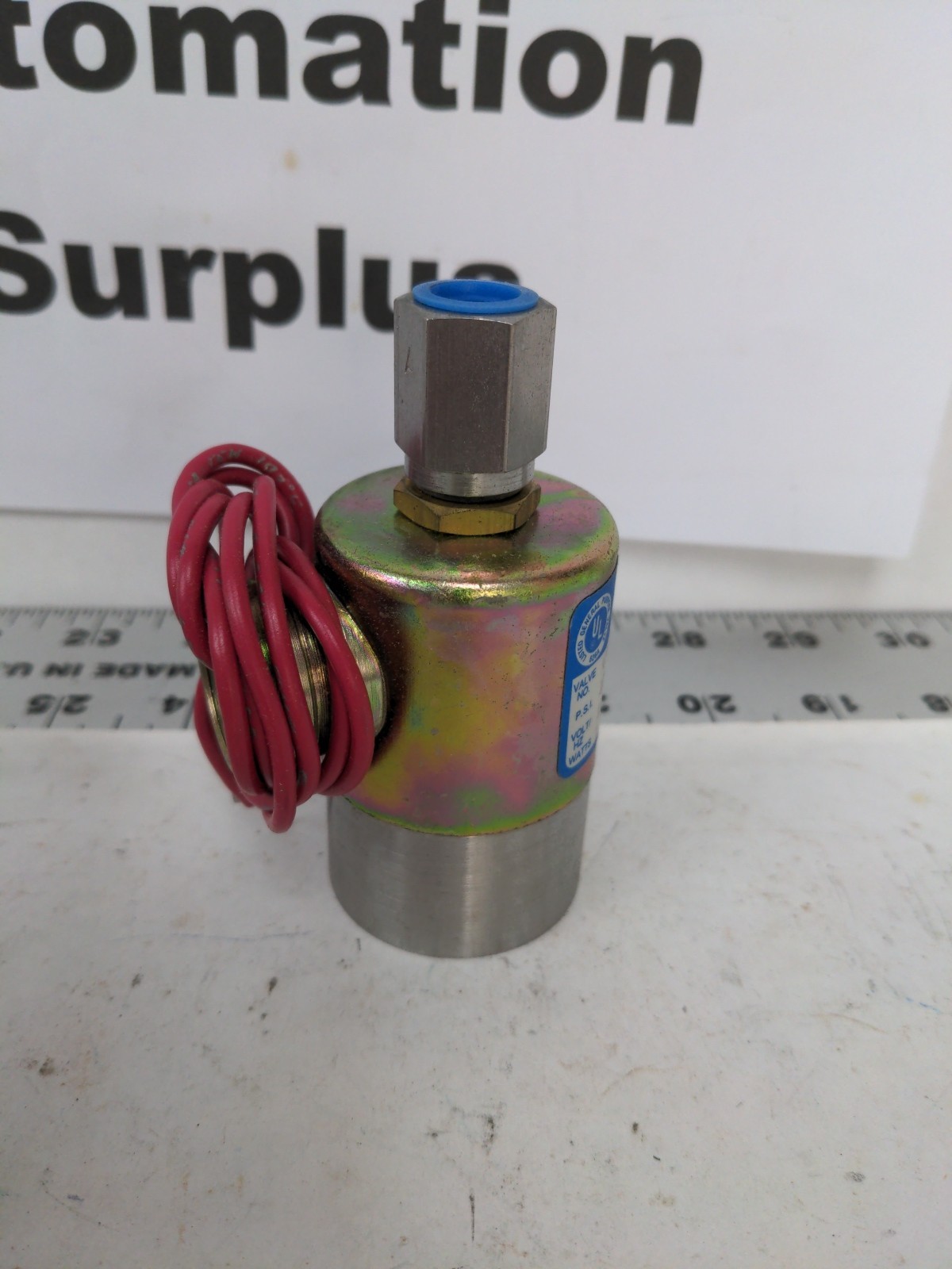 HONEYWELL SKINNER VALVE V51DB2125 NIB