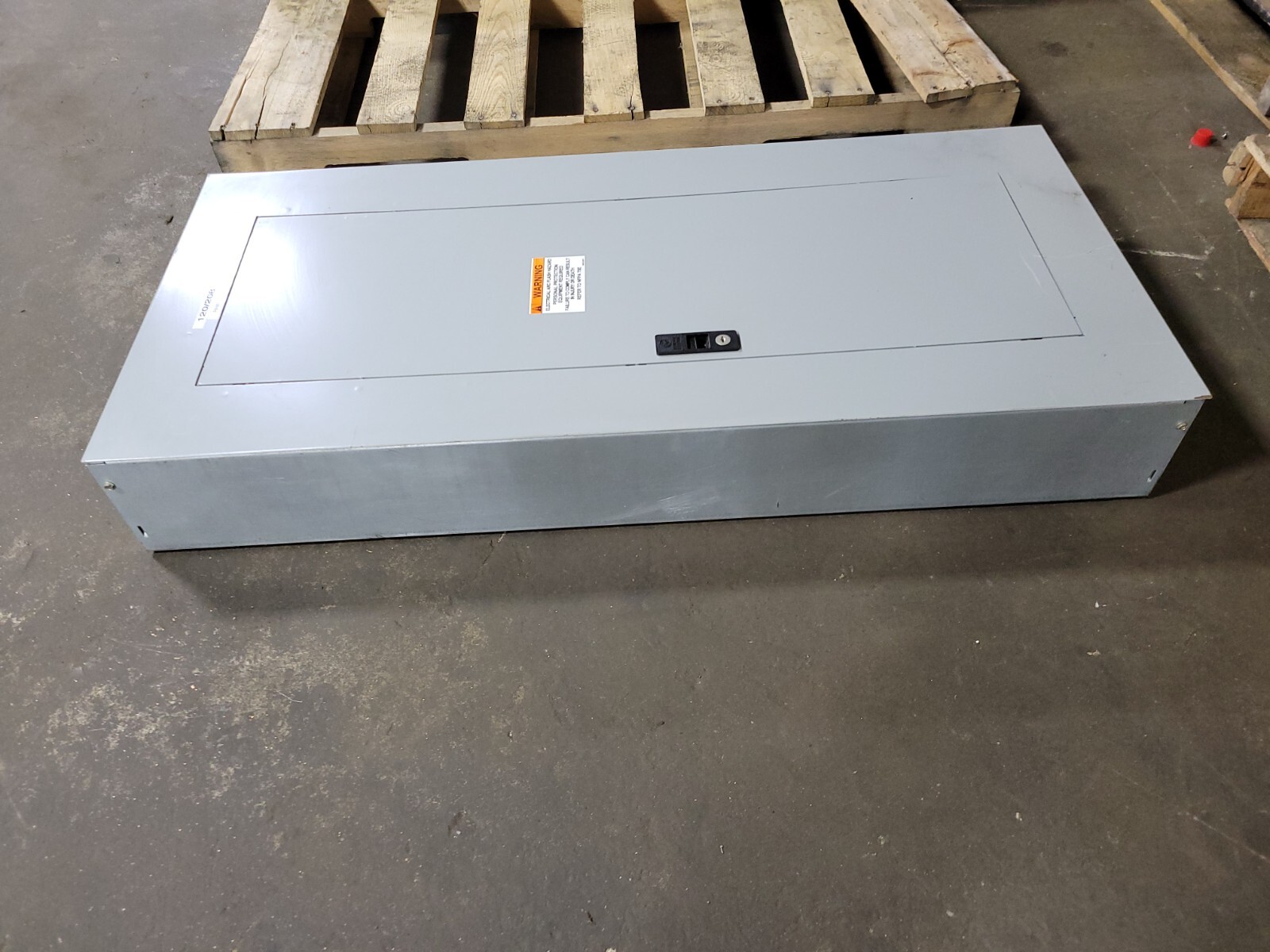 GE AQF3422MBX AXB7 A Series II Panelboard A Series II Panelboard 225 A 208Y/120V