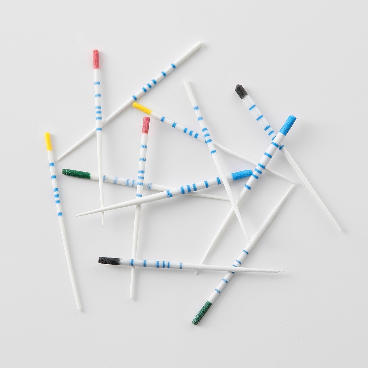 100pcs Dental Endodontic Absorbent Paper Points with Scale Taper 0.04 15#-40#