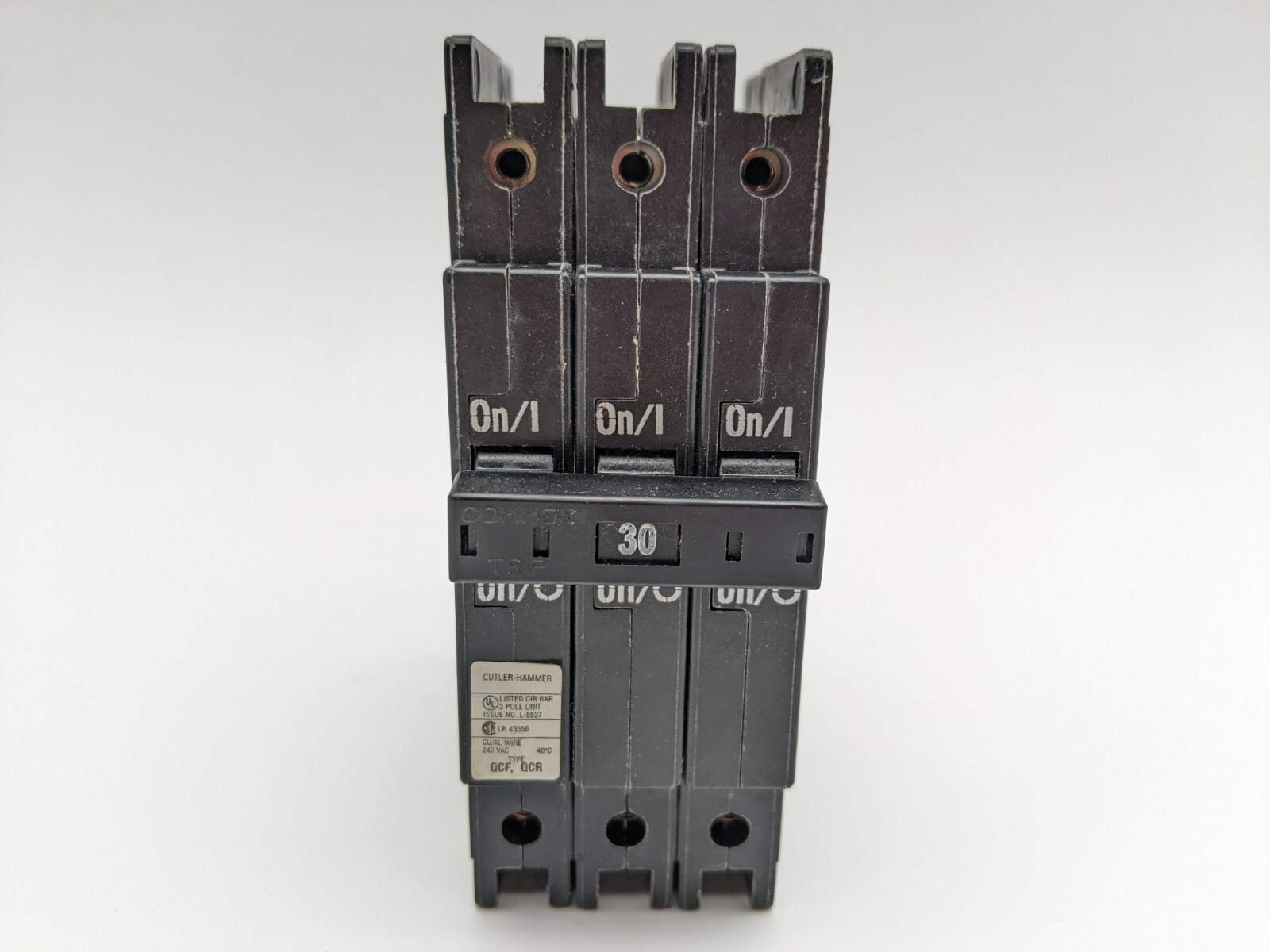 Cutler Hammer QCF3030HT Circuit Breaker 30 Amp 3 Pole 240 VAC DIN Rail Mount NOS