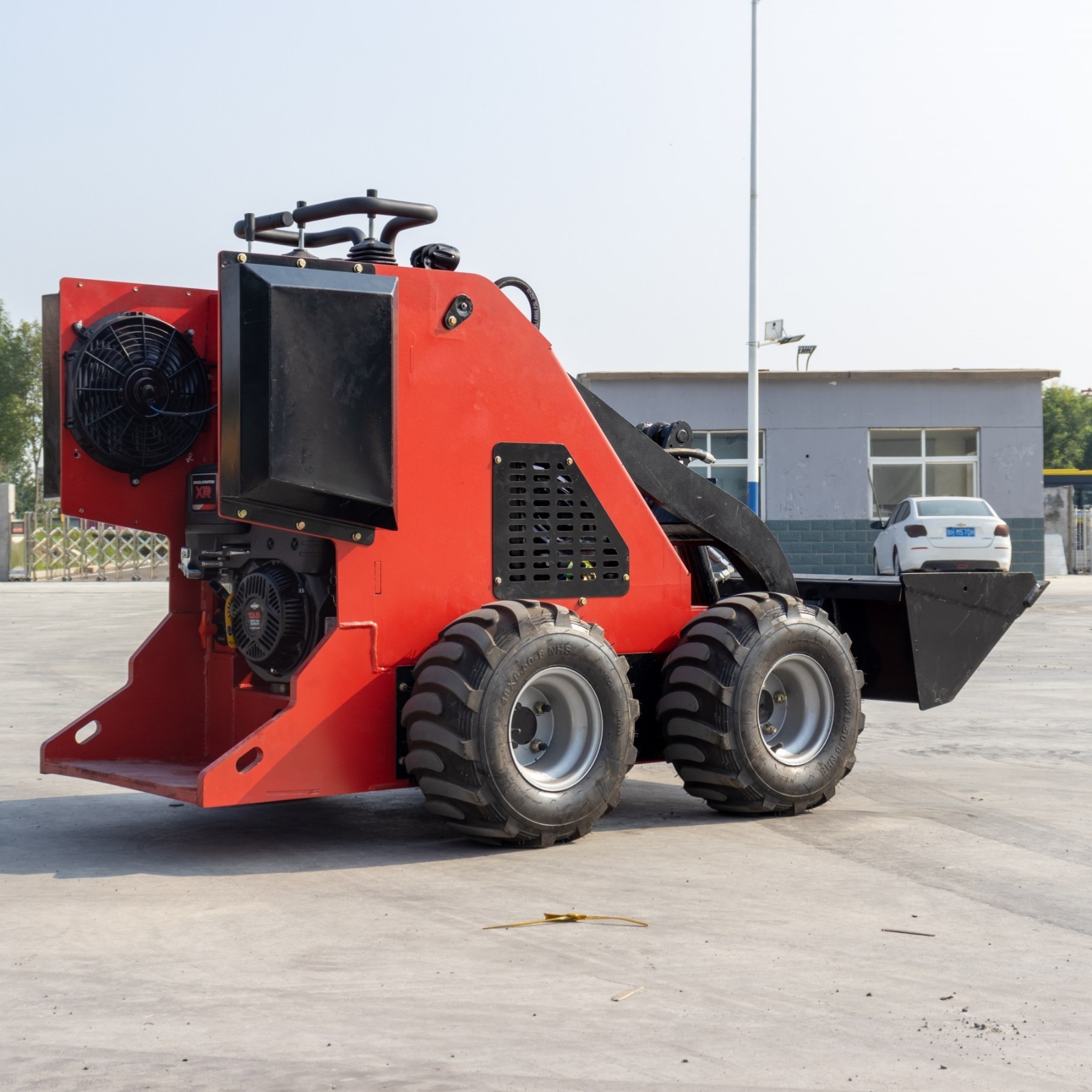320kg Wheel Type Mini Skid Steer Loader 13.5HP pickup Black Friday discount
